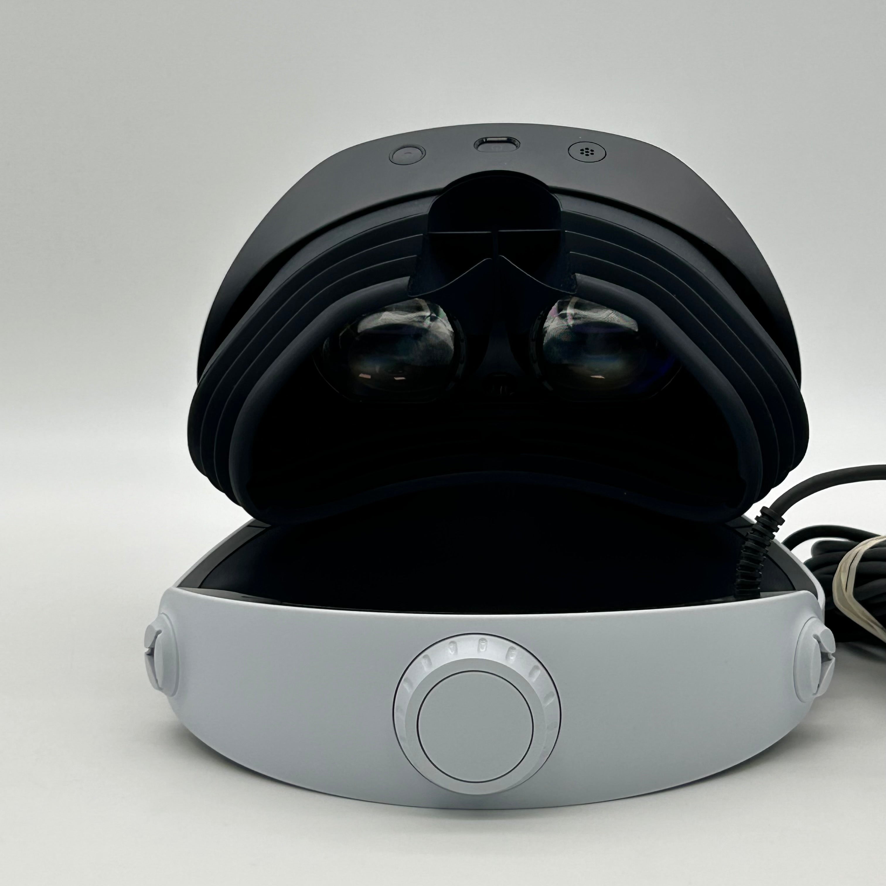 Sony PlayStation VR2 PSVR2 Headset + 2 Controllers CFI-ZVR1 - Complete In Box