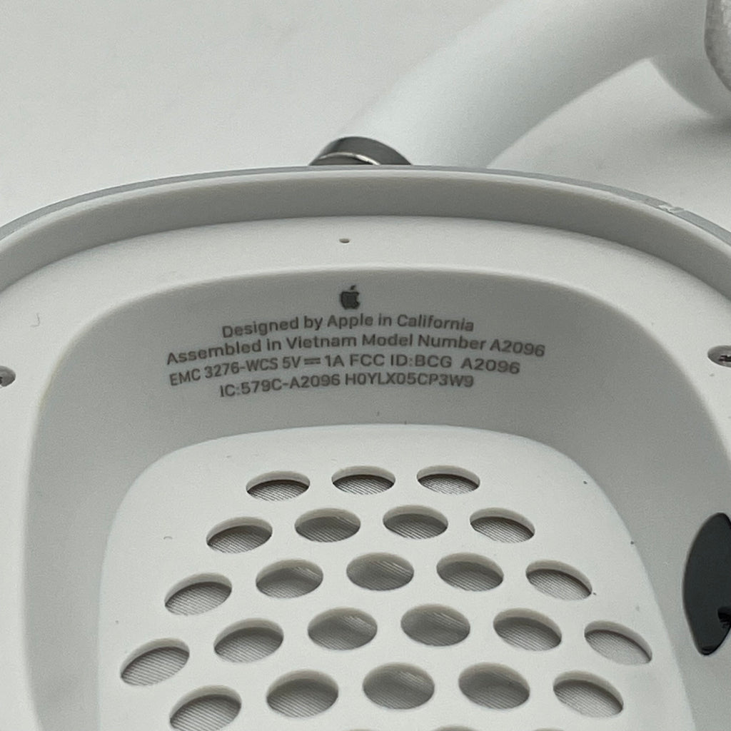Apple AirPods Max A2096 (Lightning) w/ Smart Case and Retail Box