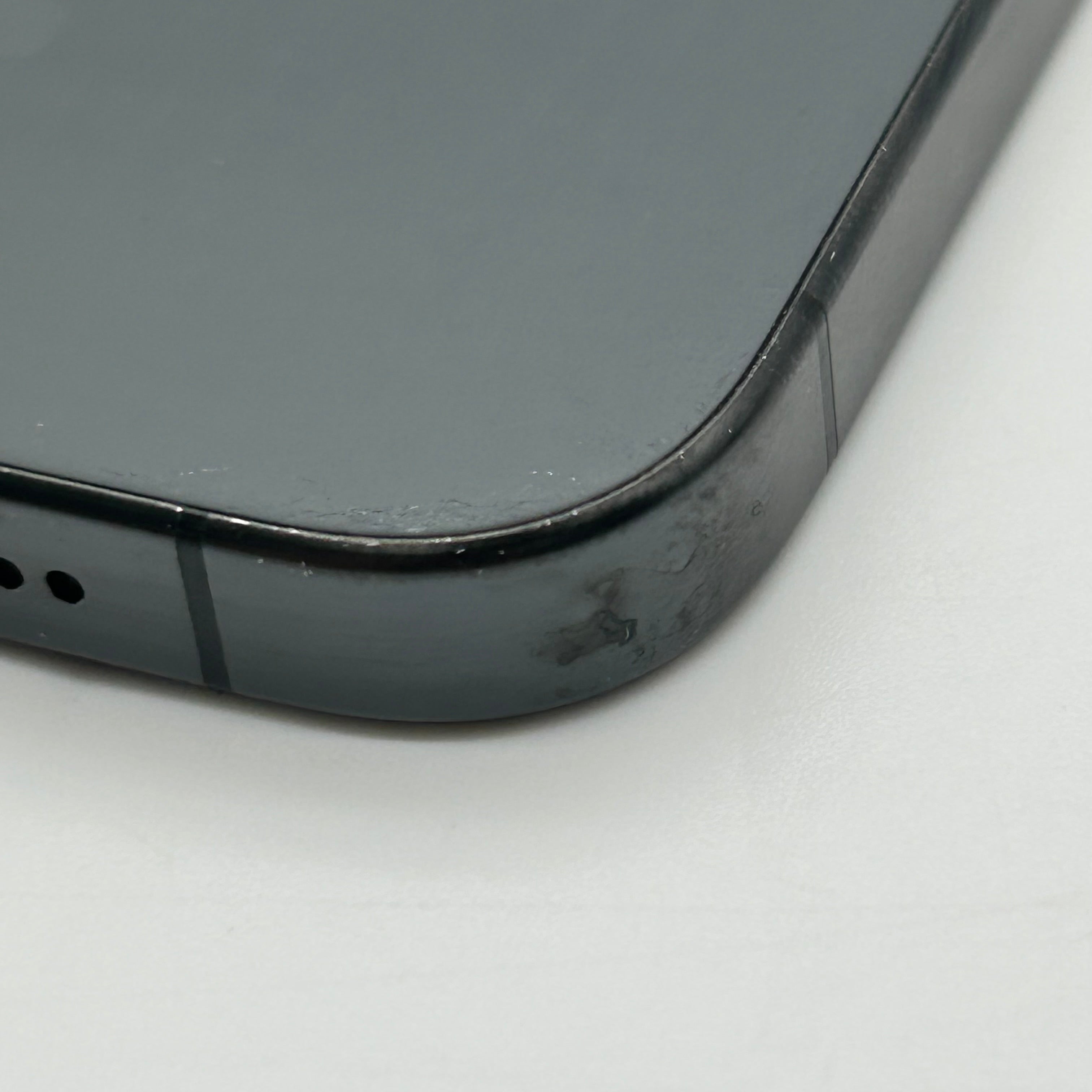 Apple iPhone 15 Pro Max 256GB Unlocked - 86% BH