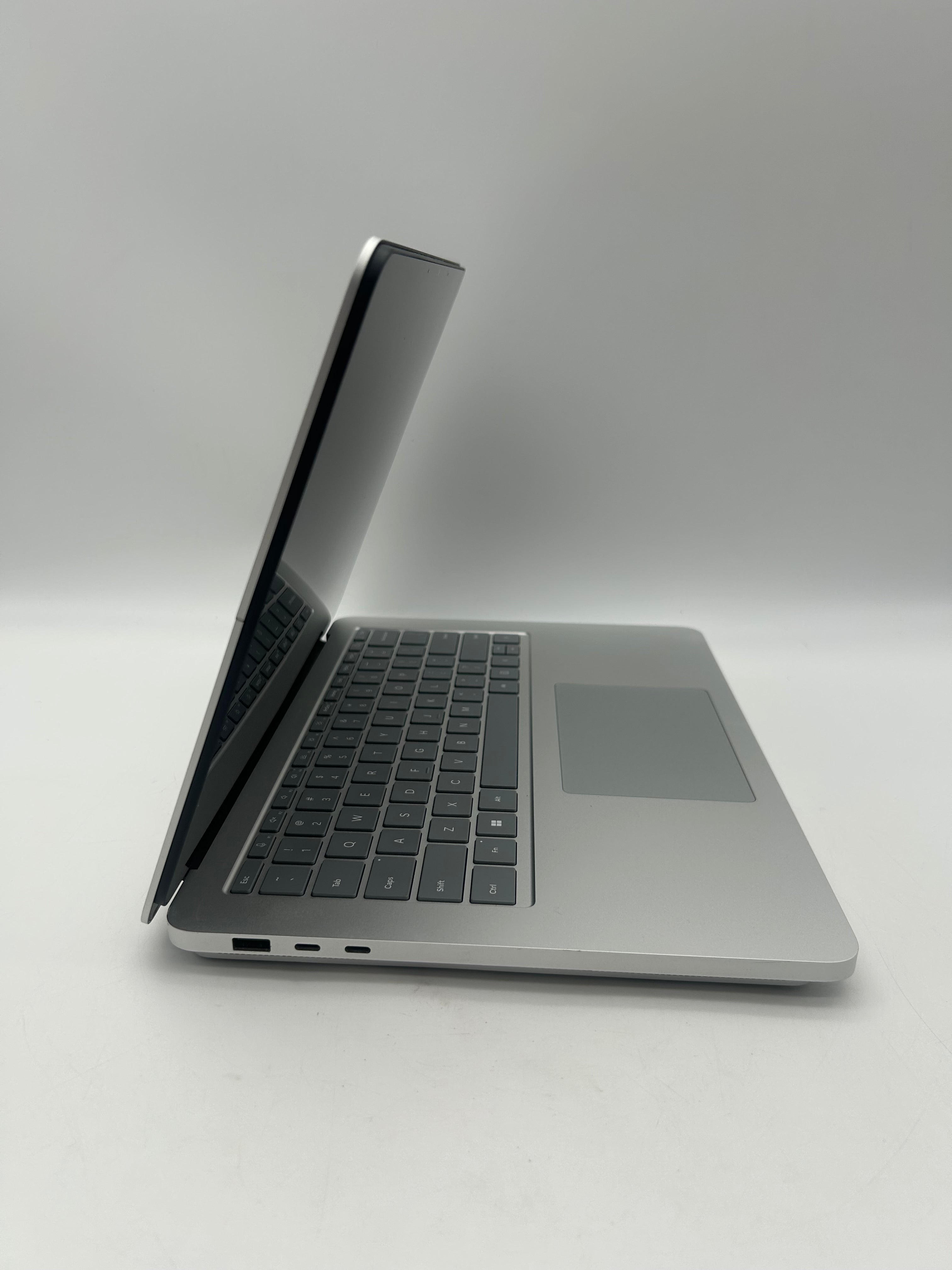 Microsoft Surface Laptop Studio 2 14" Core i7 16GB 512GB RTX 4050 Silver