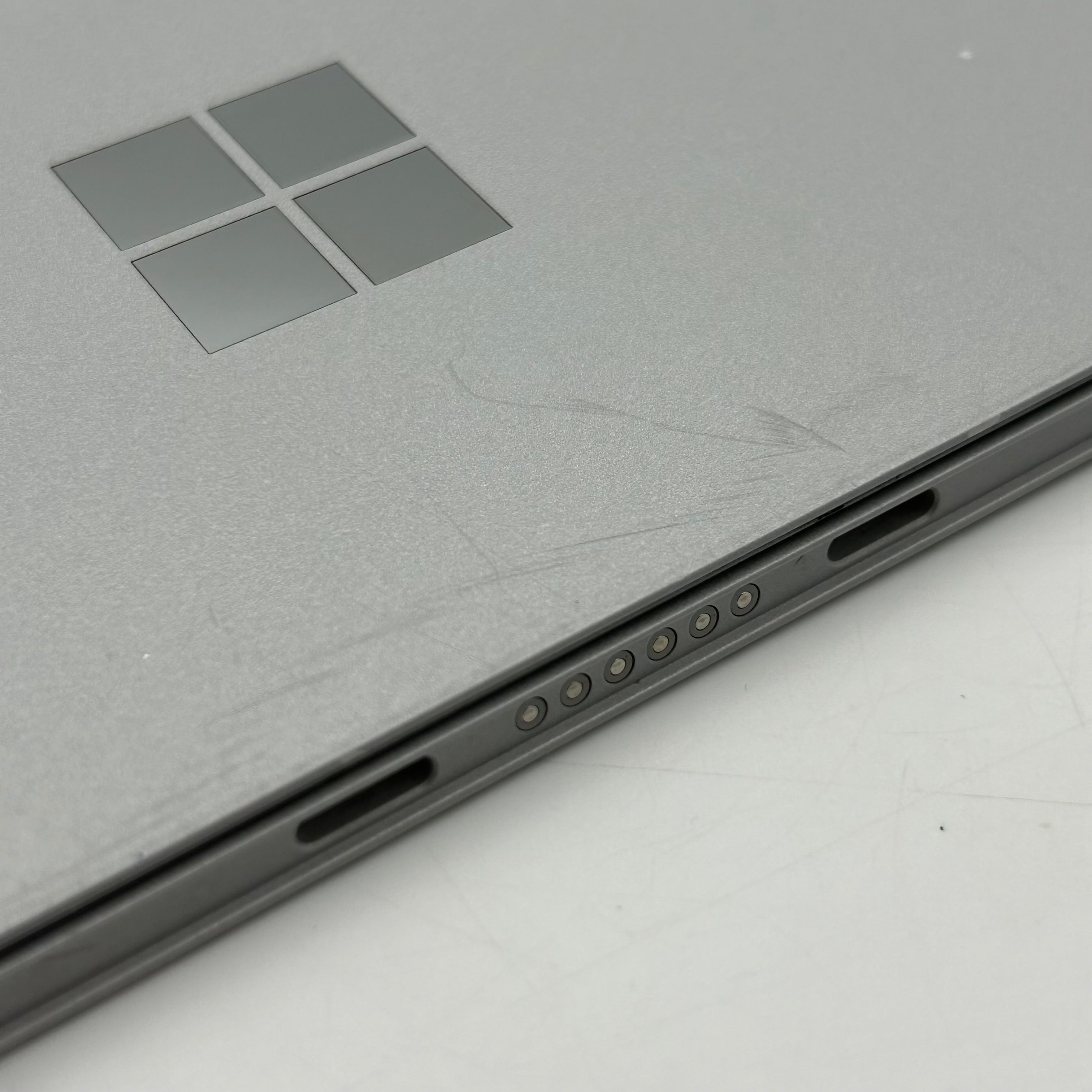 Microsoft Surface Book - 1796 Laptop - *PARTS ONLY*