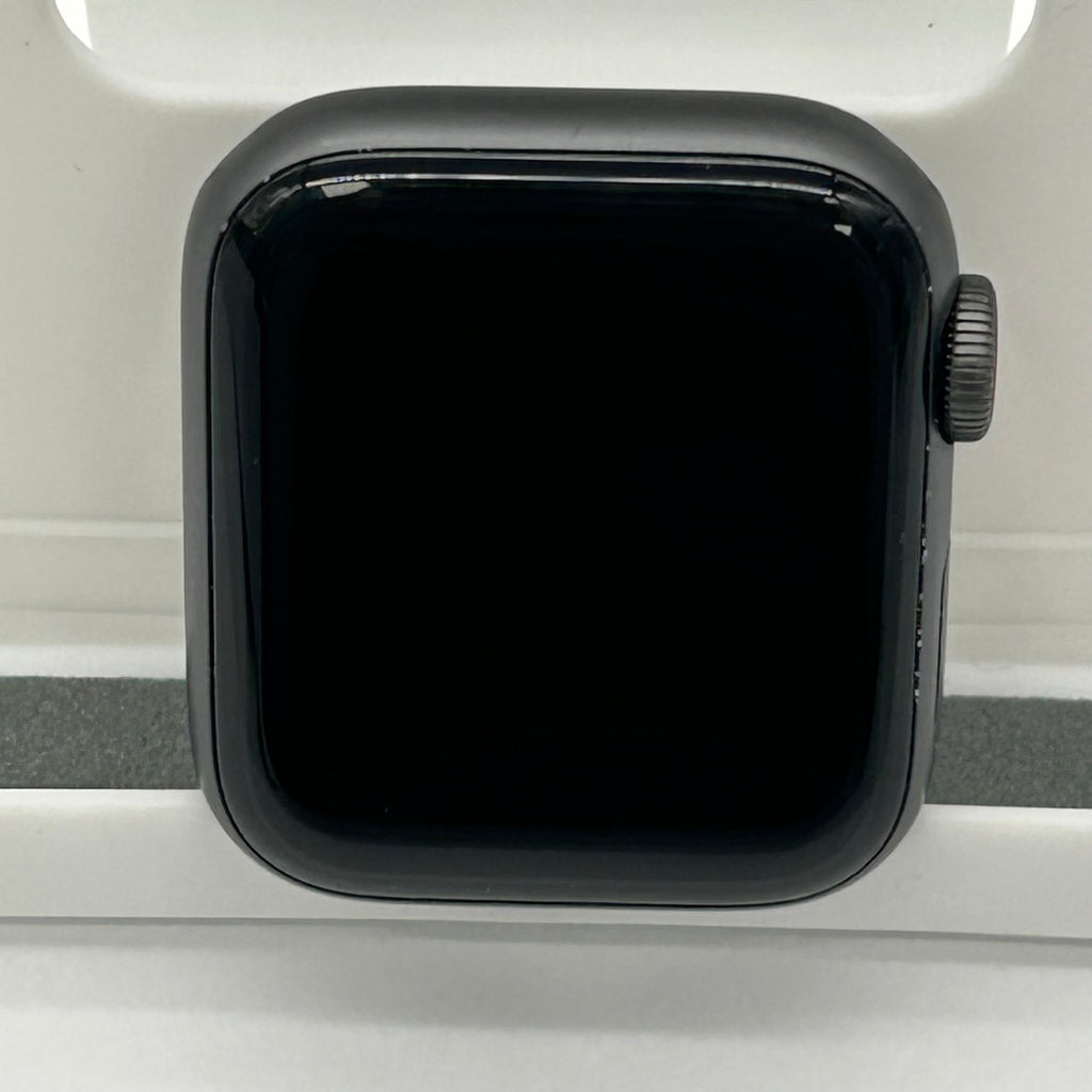 Apple Watch Series 4 A1975 GPS + Cellular 40mm Space Gray 96%BH