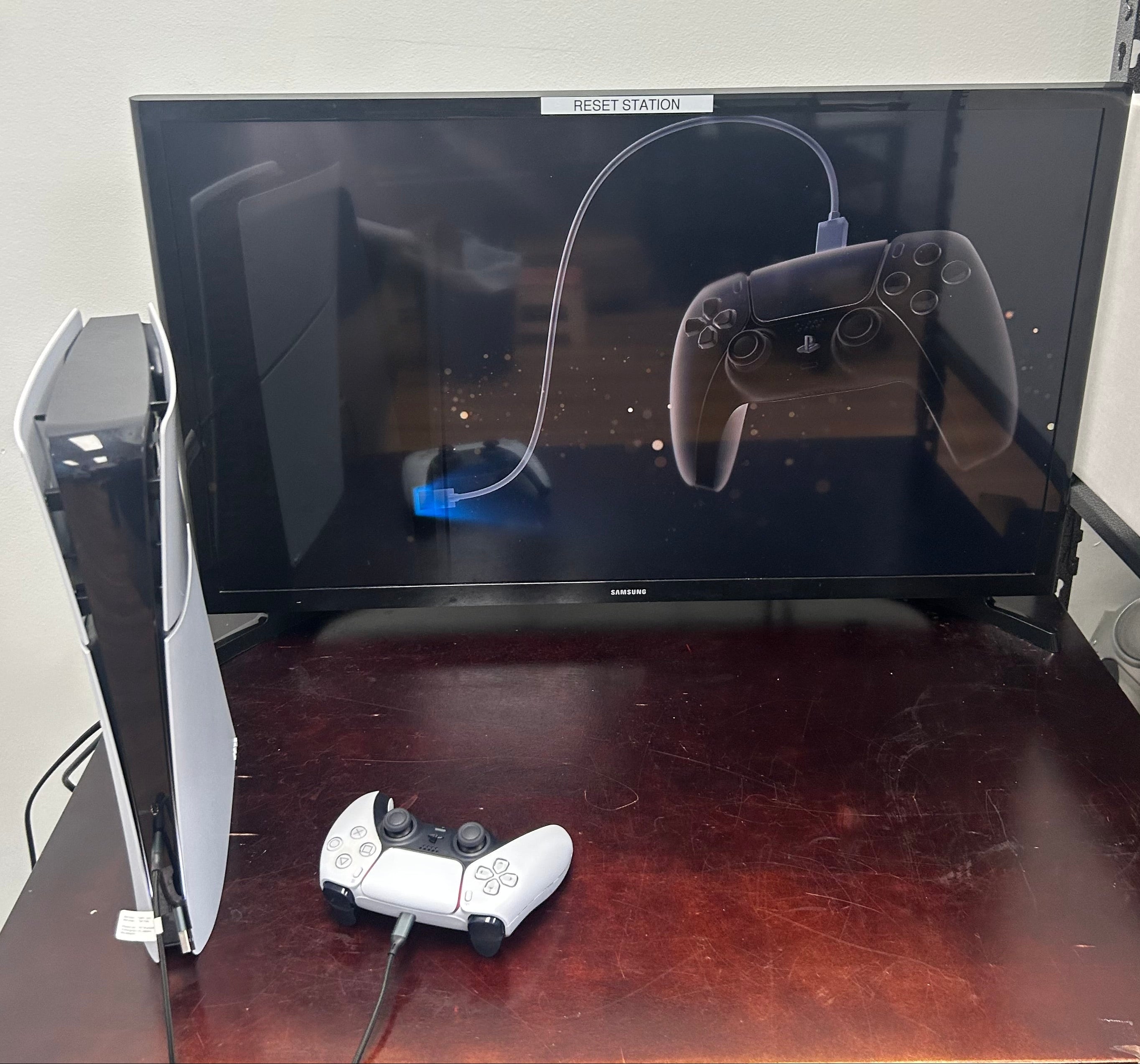 Sony PlayStation 5 PS5 Slim Digital Edition Console 1TB CFI-2015 w/ Controller