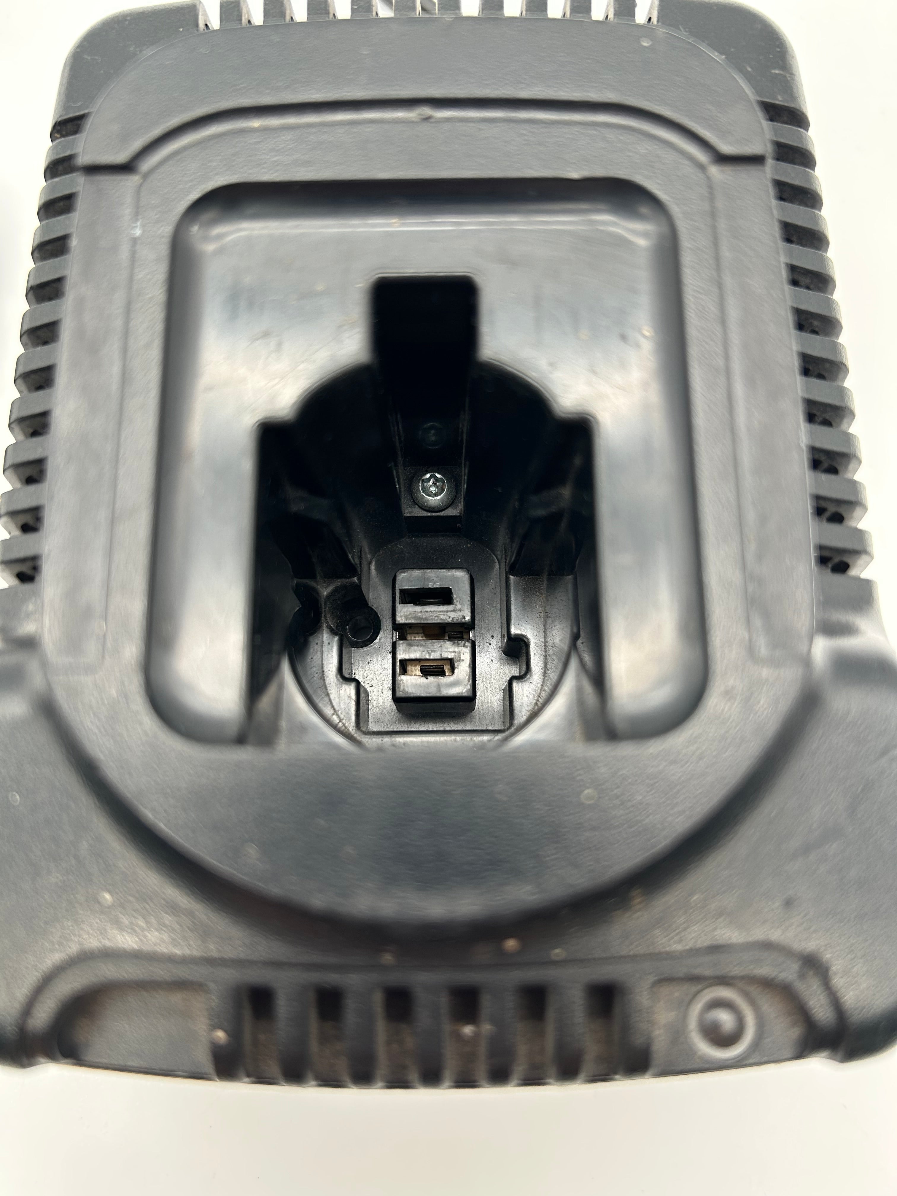 DeWalt DW920 Power Tool, Battery, battery charger, and 2 bits