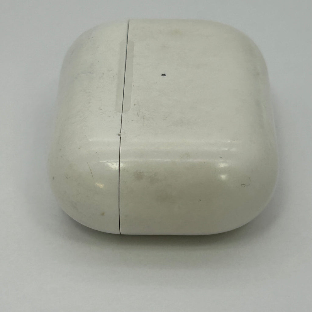 Apple AirPods Pro 1st Gen with Wireless Charging Case A2190 - Complete Set Used
