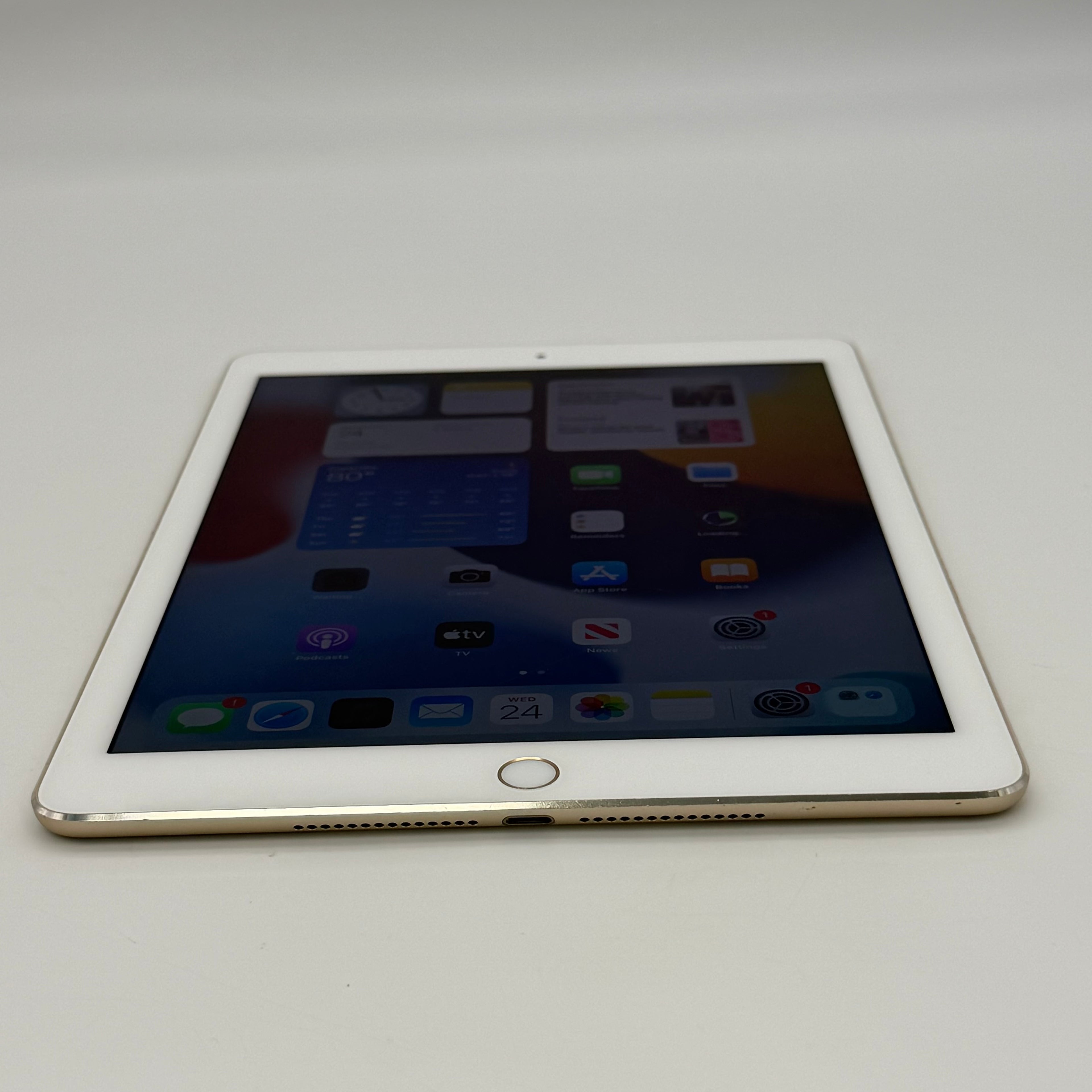 Apple iPad Air 2 64GB A1566 Gold (Wi-Fi) - READ