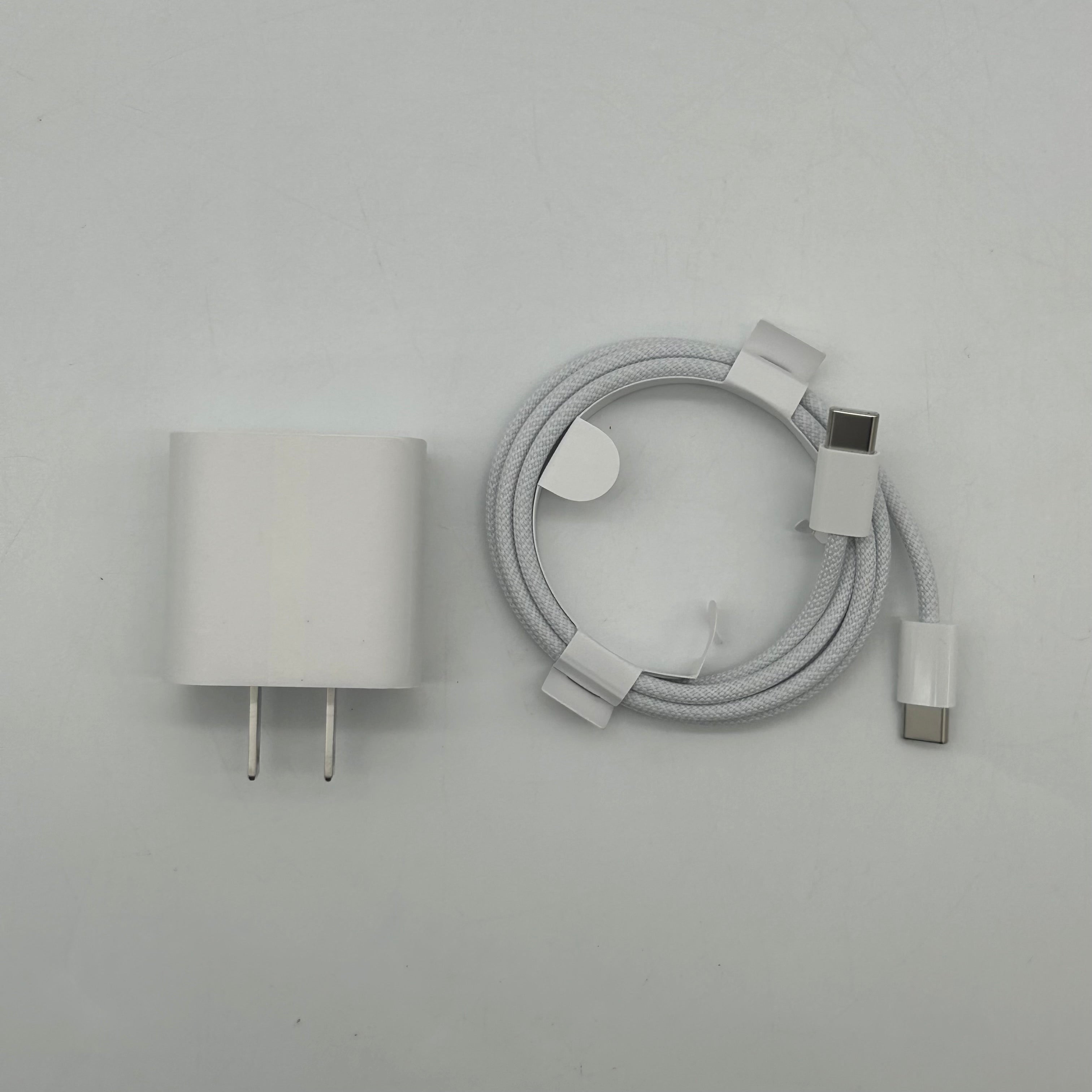 Apple iPad A16 11th Gen (A3354) 128GB Wi-Fi Only Cycle Count 2, 100% Battery