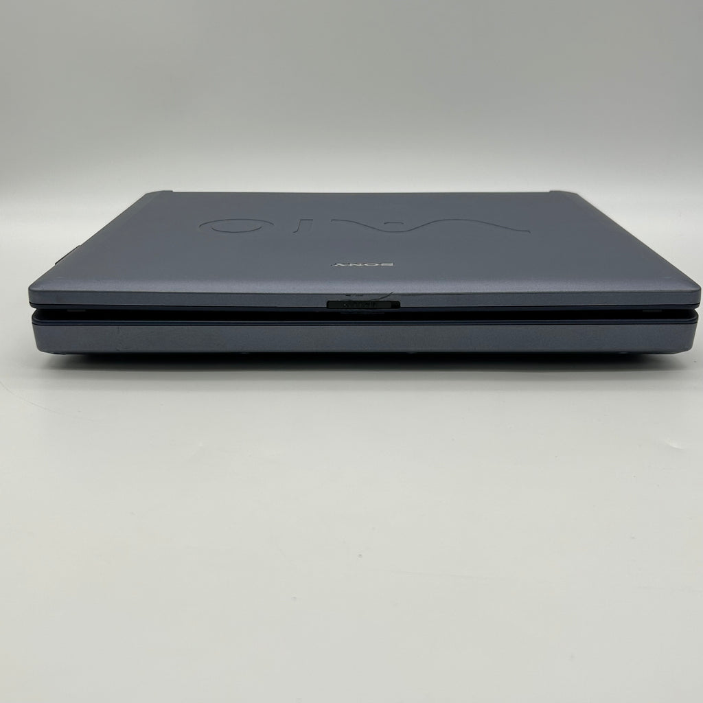 SONY VAIO Pcg-9L1L Vintage 15” Laptop - READ