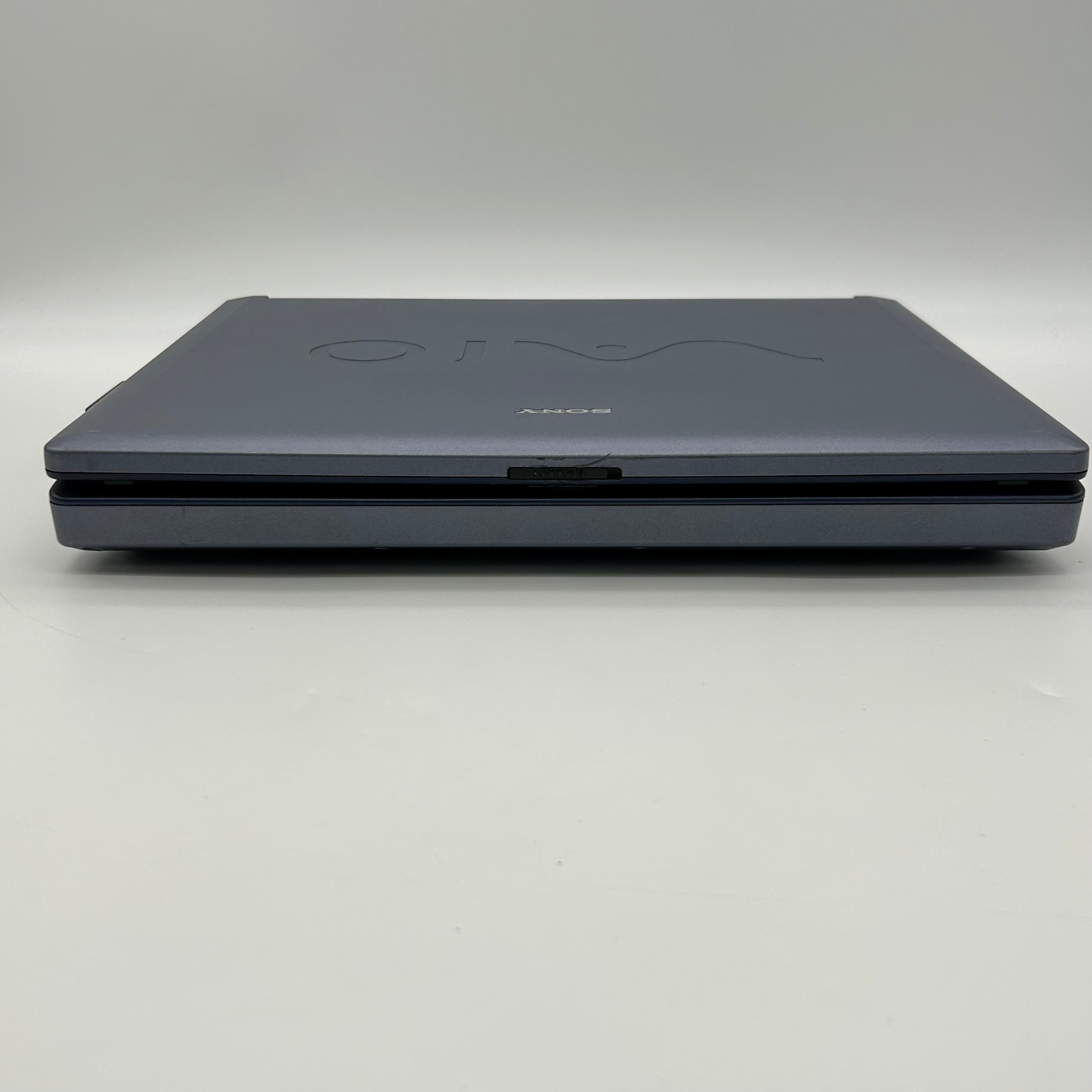 SONY VAIO Pcg-9L1L Vintage 15” Laptop - READ