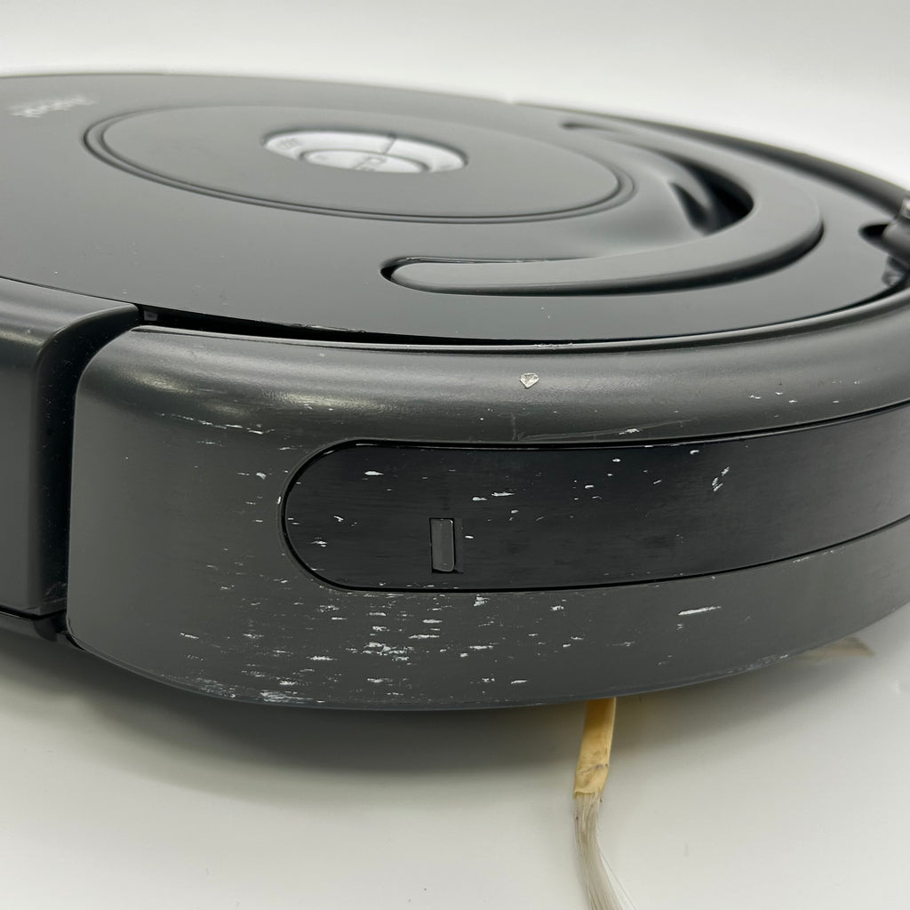iRobot Roomba 675 Wi-Fi Connected Robot Vacuum - includes Charging Station - Black - Used