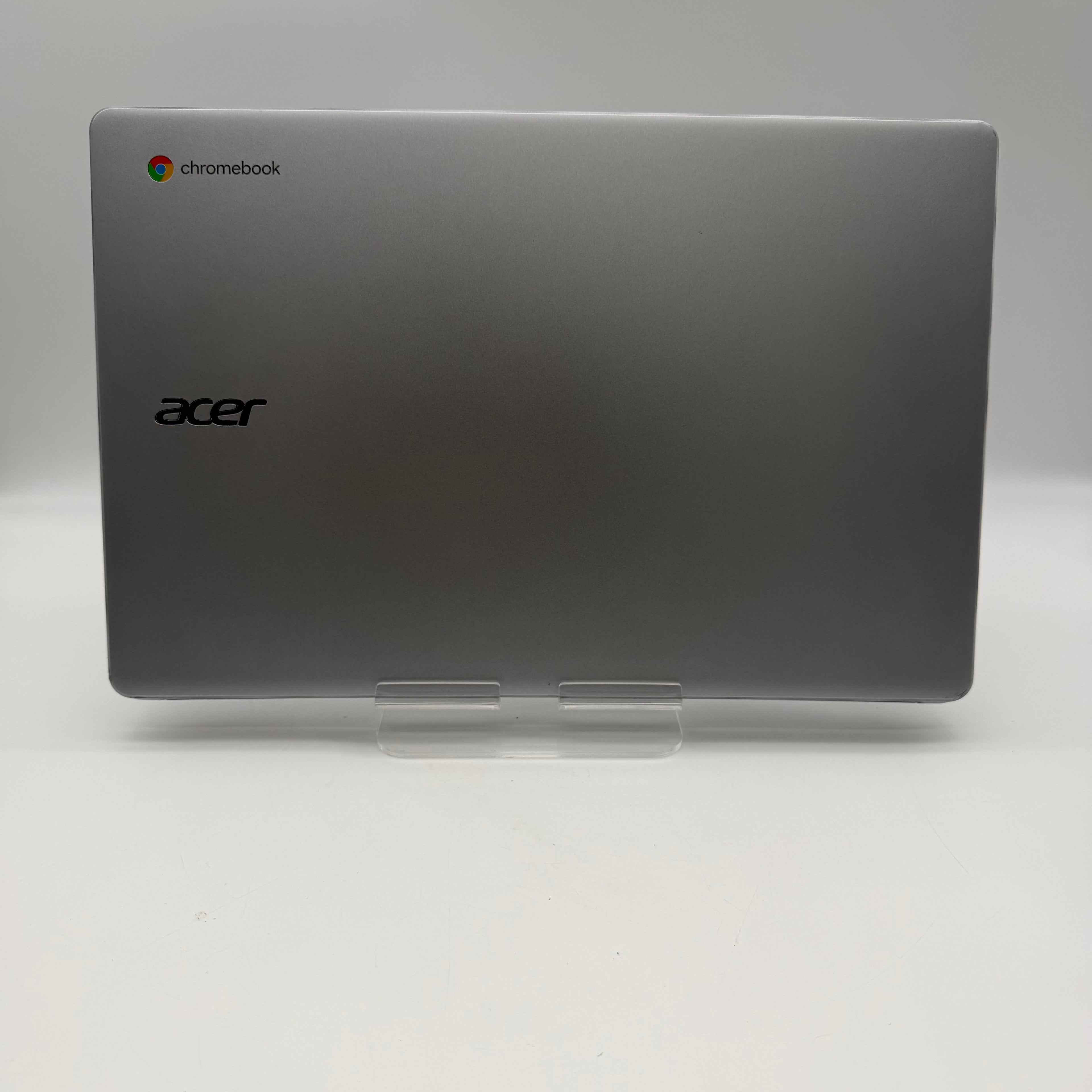 Acer Chromebook 315 15.6-inch Intel Celeron 4GB RAM 64GB Silver, Charger & Wired Mouse included