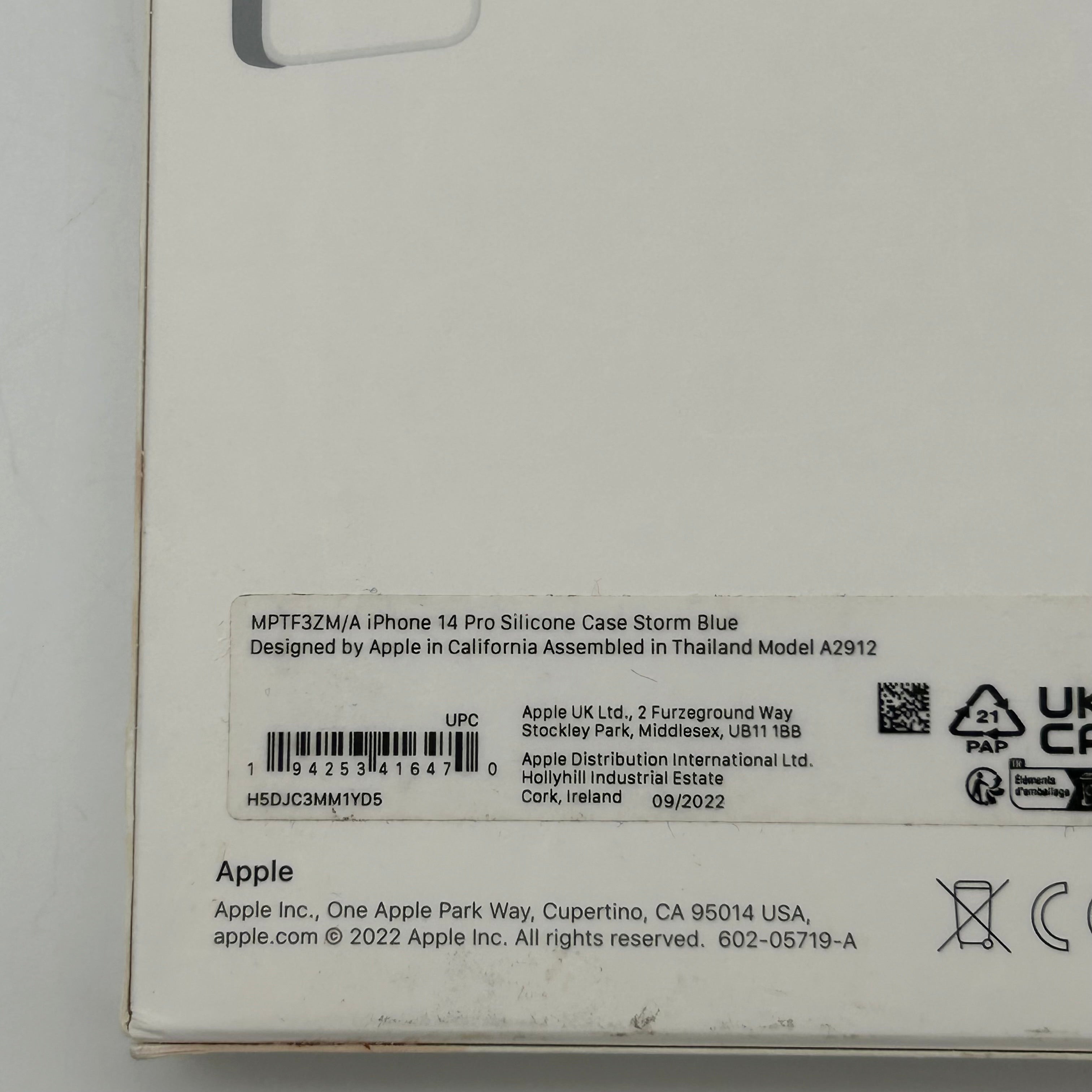 Apple Silicone Case with MagSafe for iPhone 14 Pro + 1  Screen Protector - Used With Box