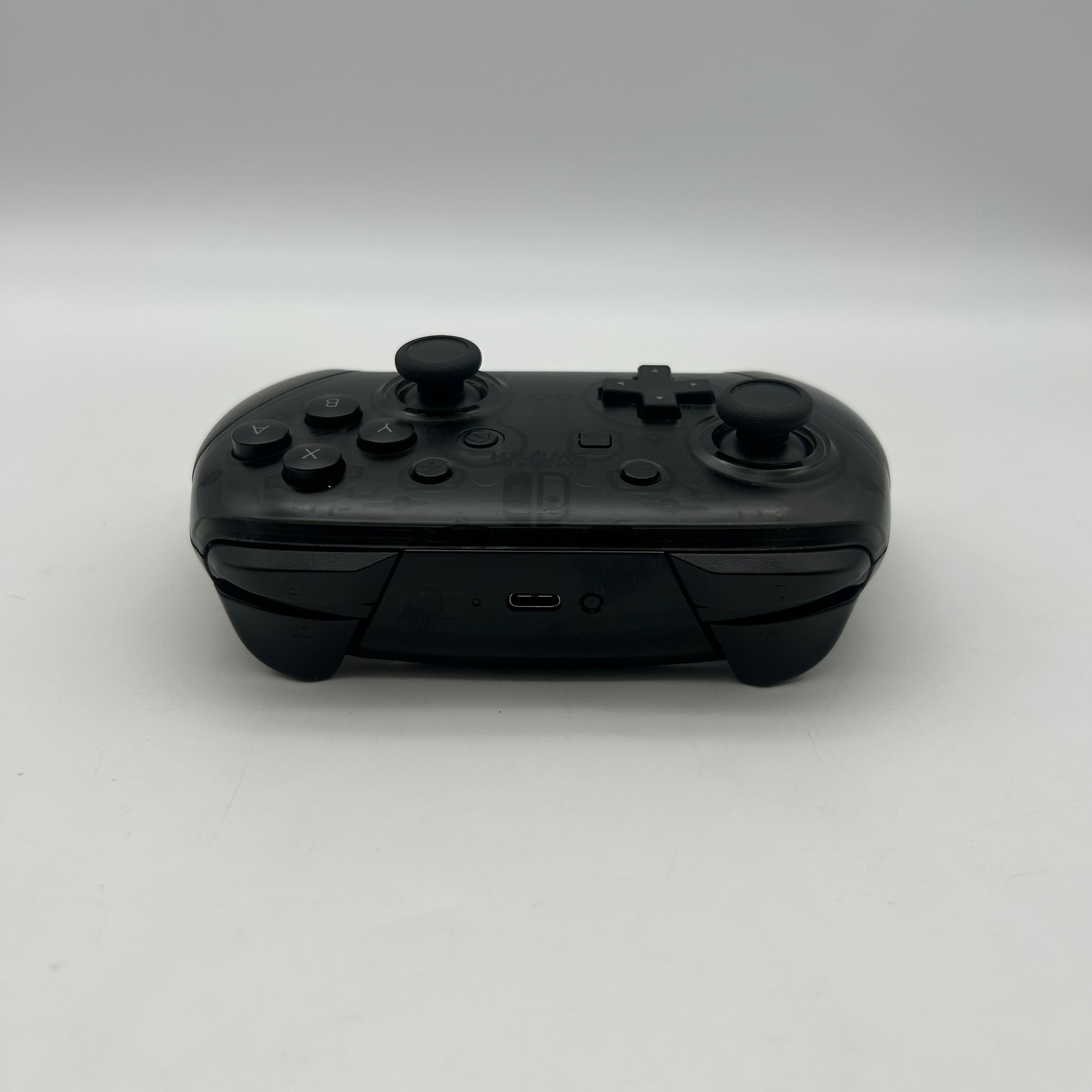 Nintendo Switch Pro Controller HAC-013