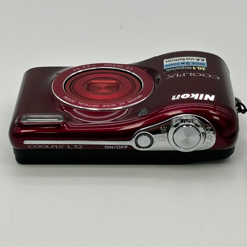 Nikon COOLPIX L32 20.1MP Digital Camera - Red - Case & 1GB SD - TESTED