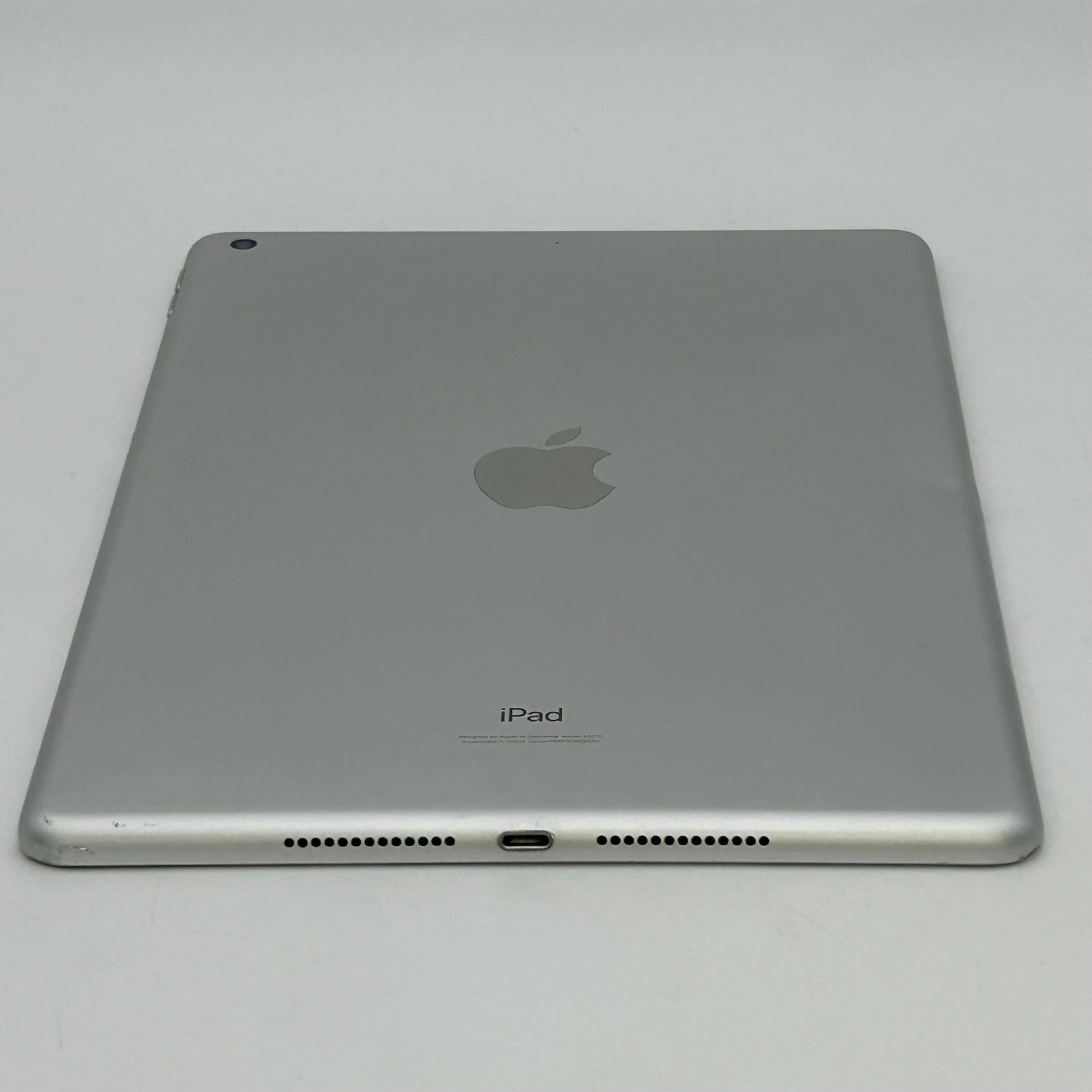 Apple iPad 8th Gen A2270 (Wi-Fi) - 128GB - Silver