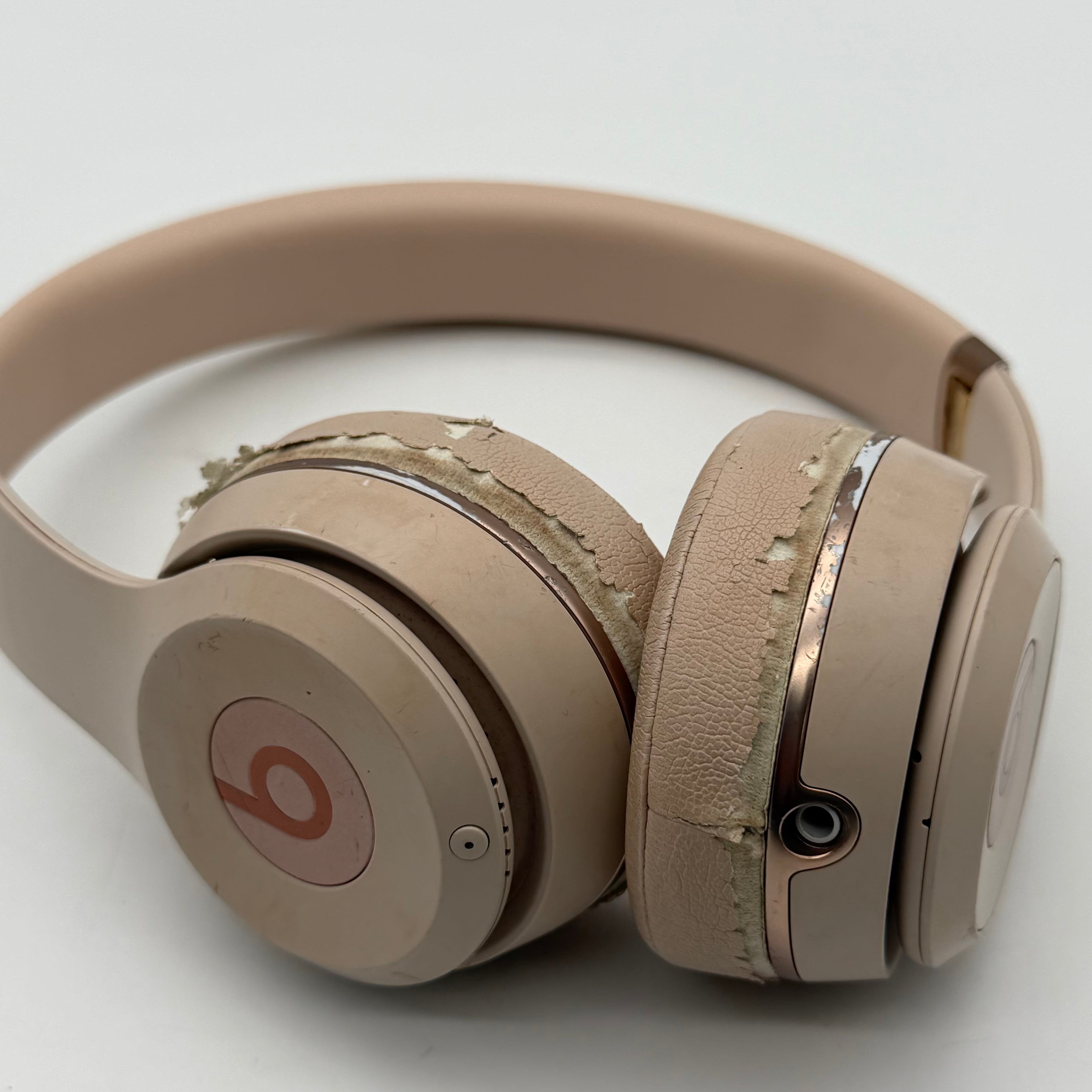 Beats by Dr. Dre Solo3 Bluetooth On-Ear Headphones Headband A1796