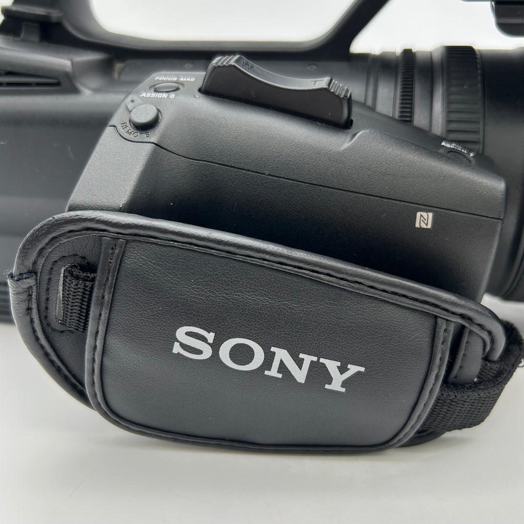 Sony HXR-NX5R Pro Camcorder 20x/40x Zoom