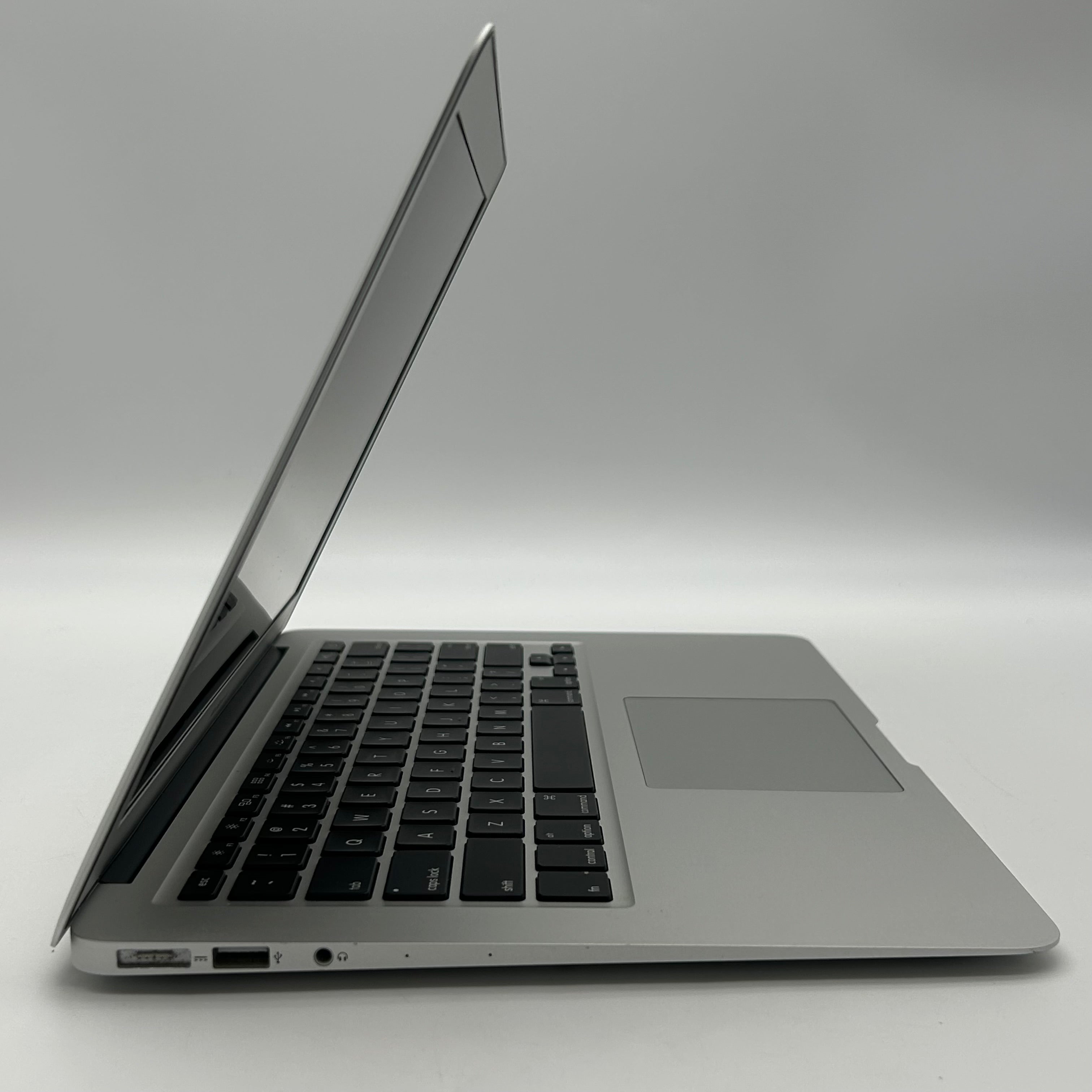 Apple MacBook Air A1466 Core i5 1.6Ghz 8GB RAM 256GB