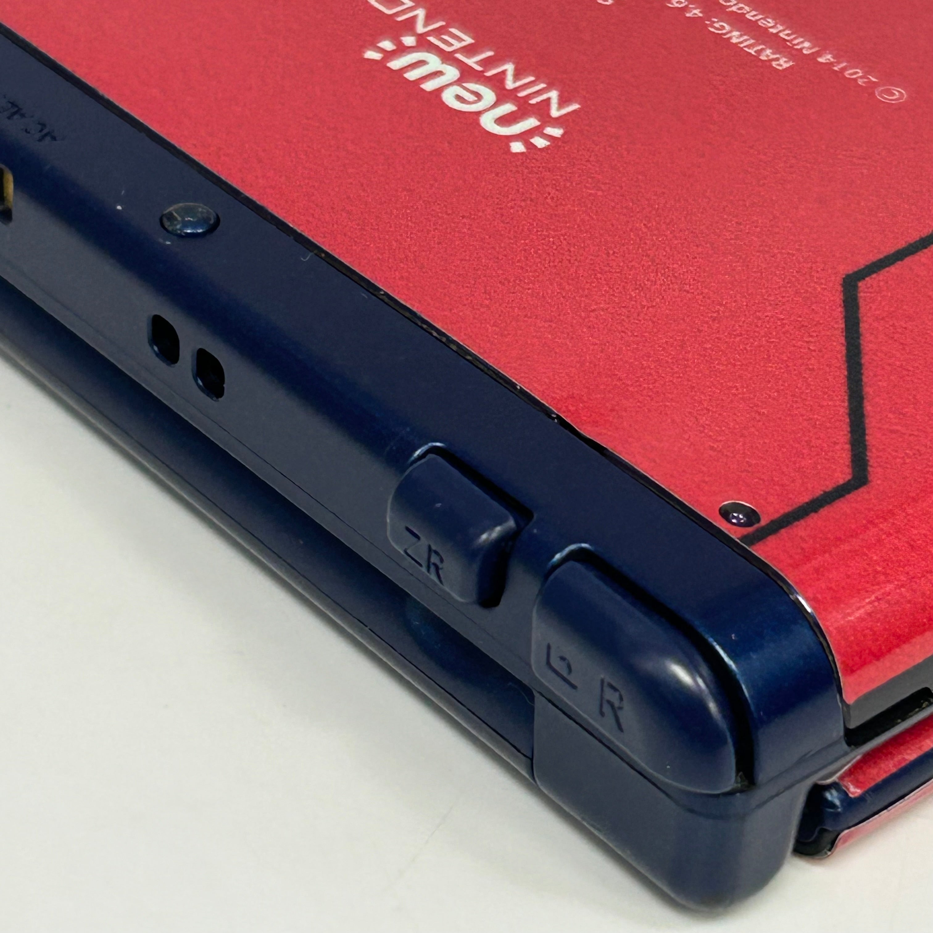 Nintendo New 3DS XL 120GB RED-001 Red (Wi-Fi)