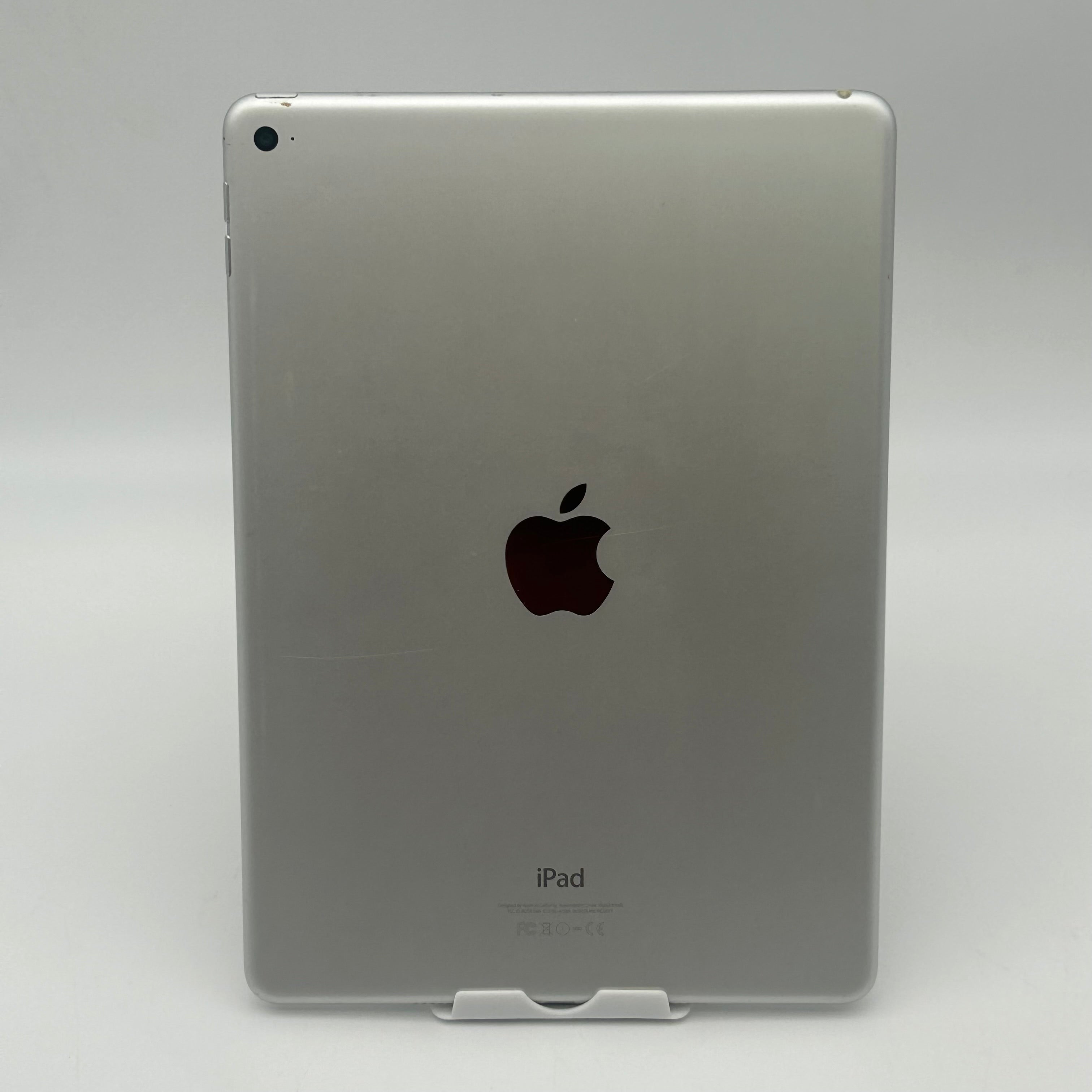 Apple iPad Air 2 Wi-Fi 16GB Silver A1566 - Cracked Screen