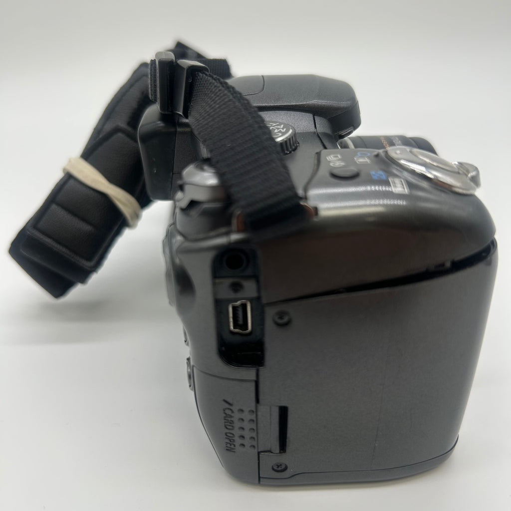 Canon PowerShot S3IS Black Digital Camera Used Serial Number 4328522964