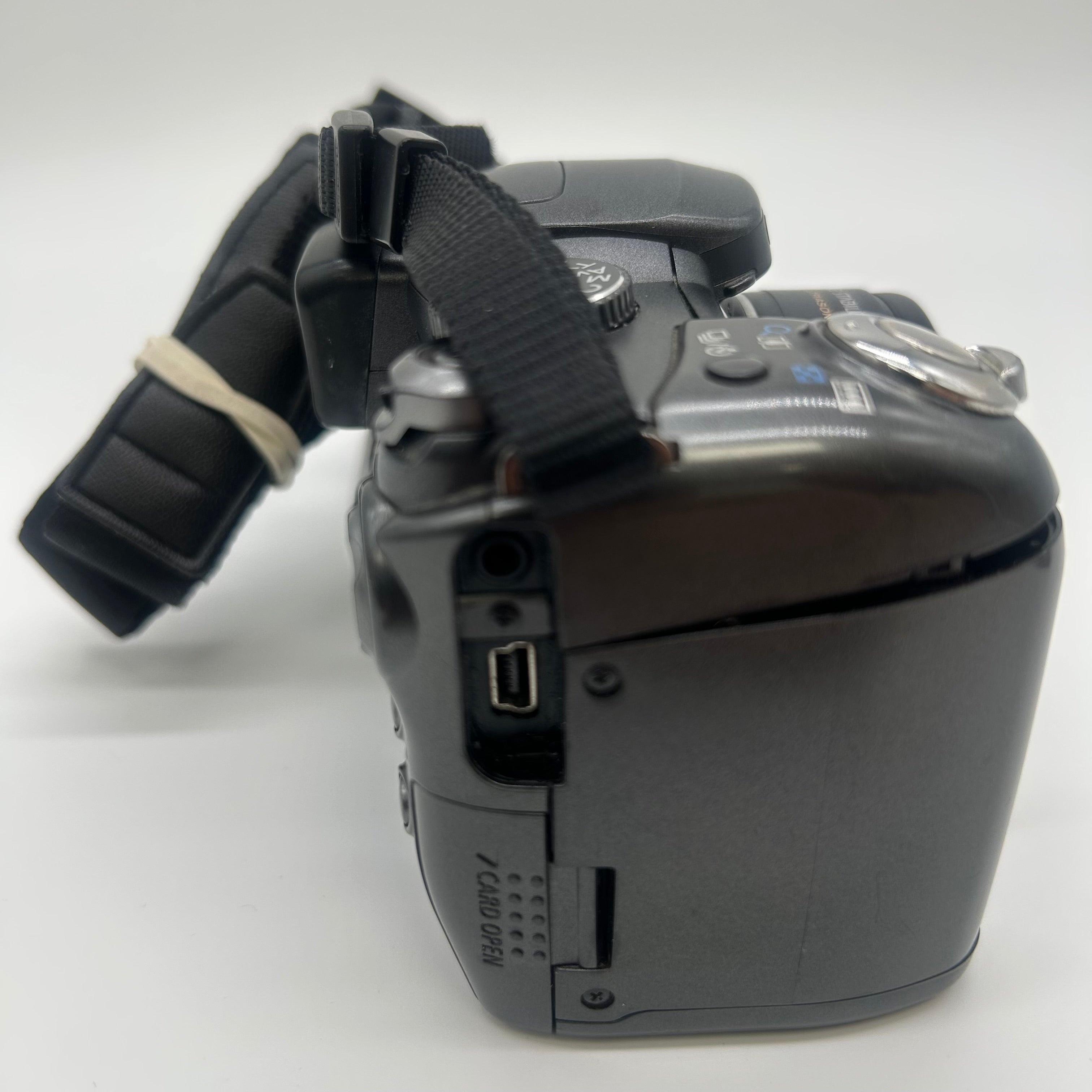 Canon PowerShot S3IS Black Digital Camera Used Serial Number 4328522964