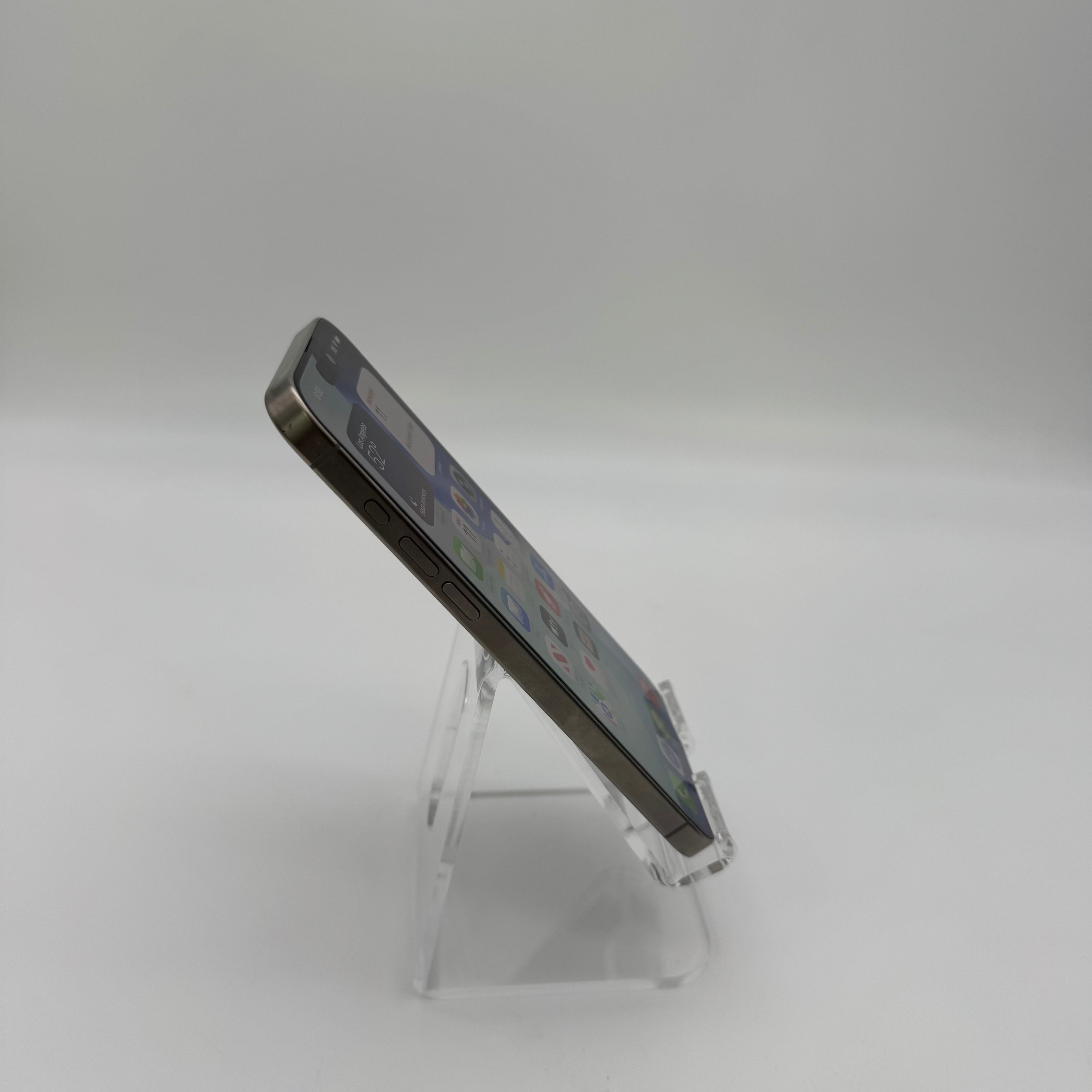 Unlocked  Apple iPhone 15 Pro Max MU683LL/A - 256GB Natural Titanium - Used