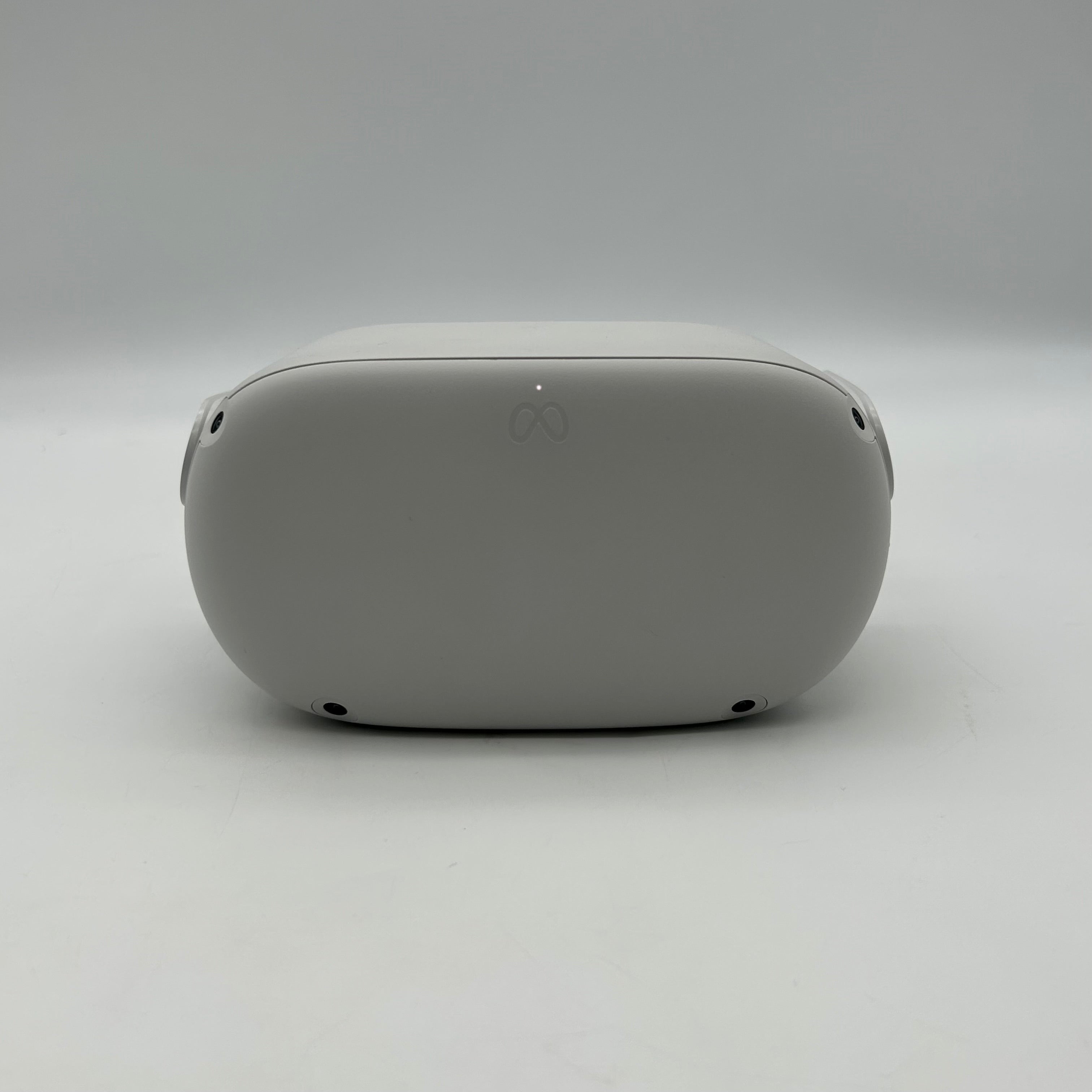 Meta Oculus Quest 2 Advanced All-In-One VR Headset - White - 64GB