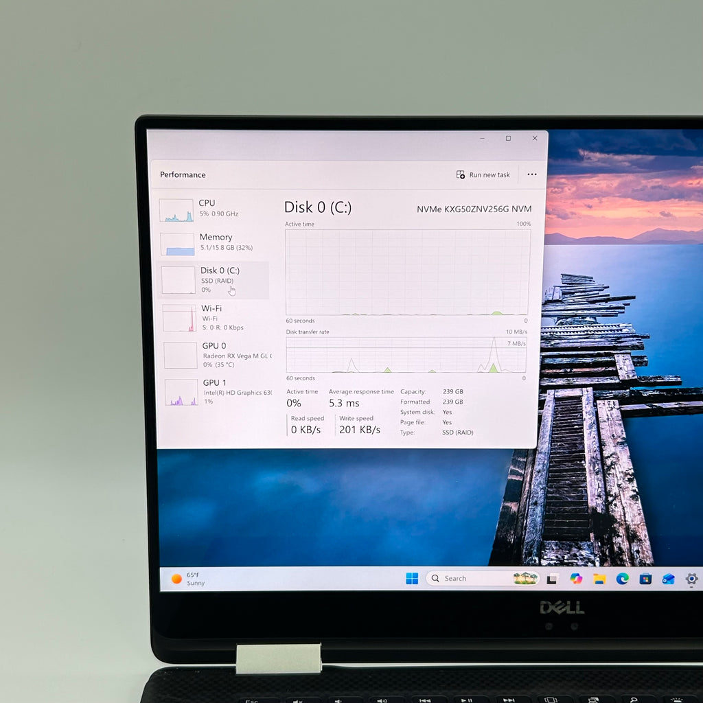 Dell XPS 15 9575 15.6" Touch 2-in-1 Laptop - i7-8705G 3.10GHz 16GB RAM 256GB SSD