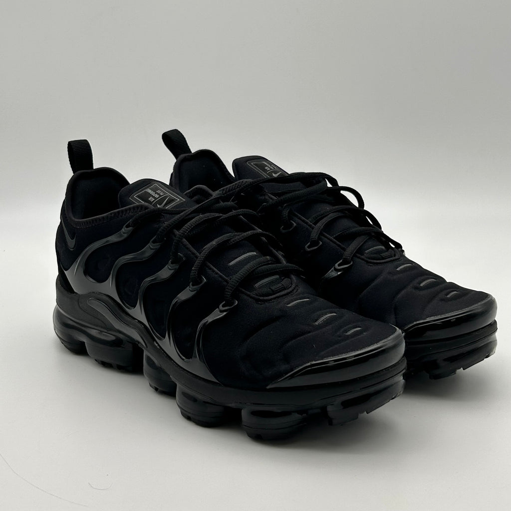 Size 11 - Nike Air VaporMax Plus Low Triple Black 924453-004