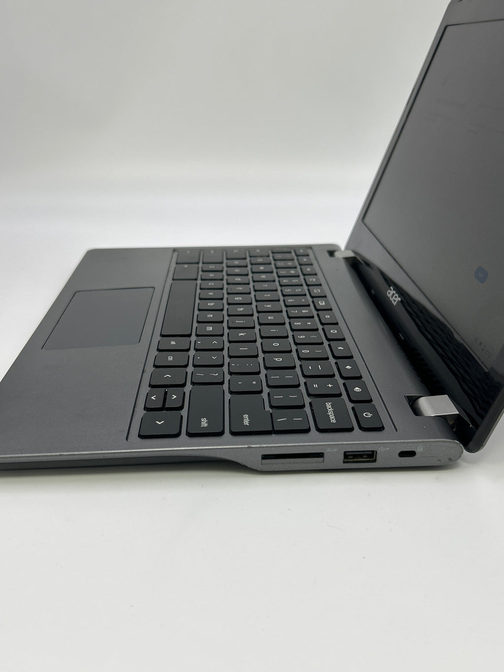 Acer C740 Laptop 11-inch Intel Celeron 4GB RAM 32GB Black Used for Parts