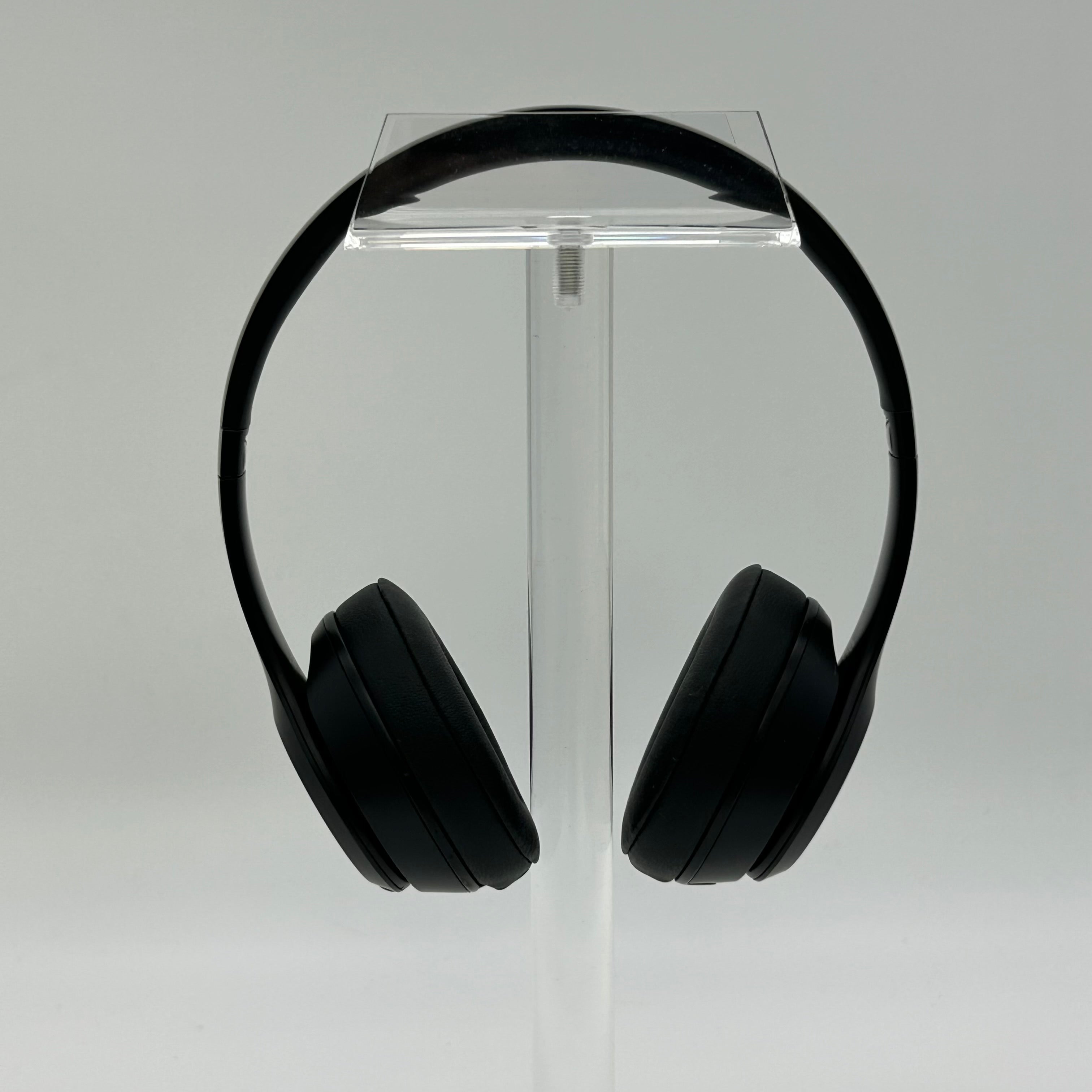 Beats Solo3 Wireless Over-Ear Bluetooth Headphones Black A1796 W/case