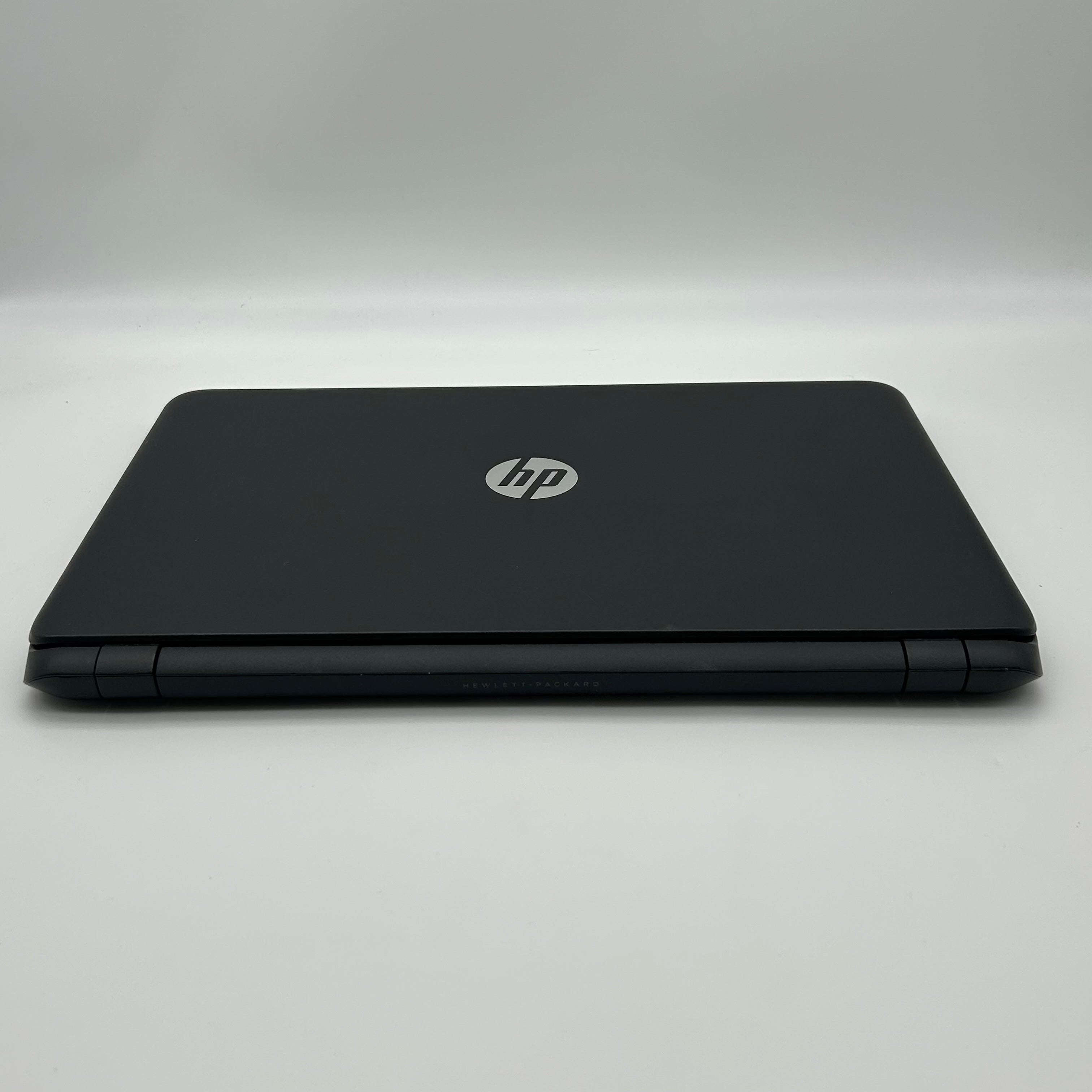 HP 15-f162dx 15-inch Core i3 6GB RAM 700GB HDD Touchscreen Laptop - Used