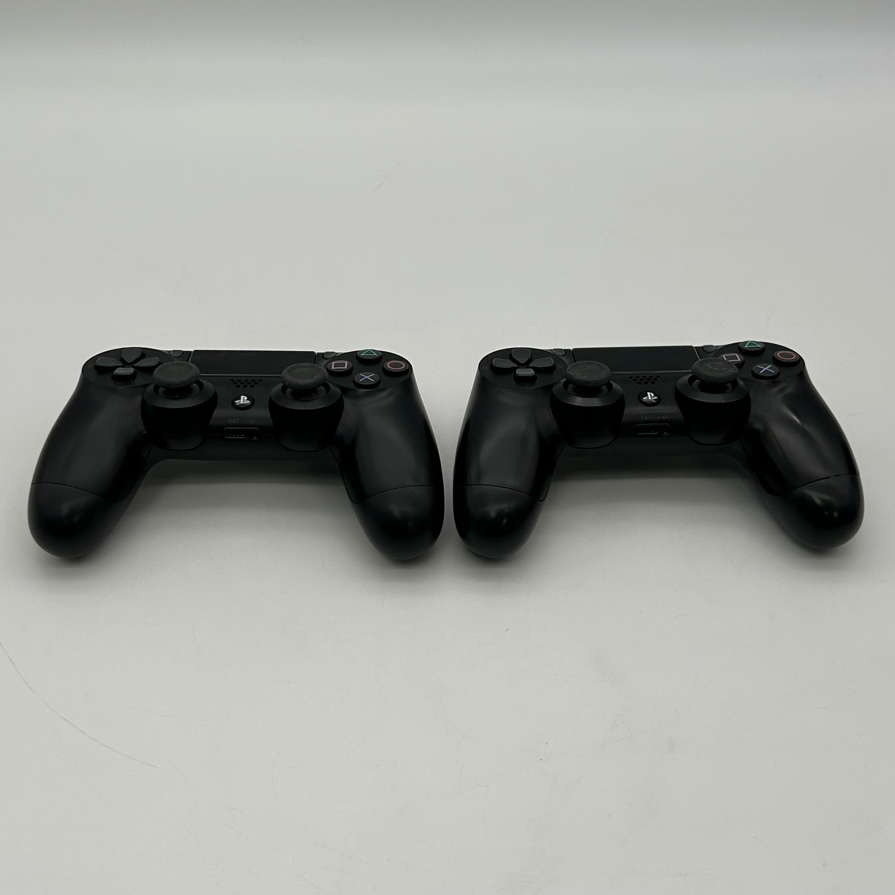 Sony PS4 Slim 1TB Console Black Bundle + 3 Games & 2 Controllers - Tested (Drift)
