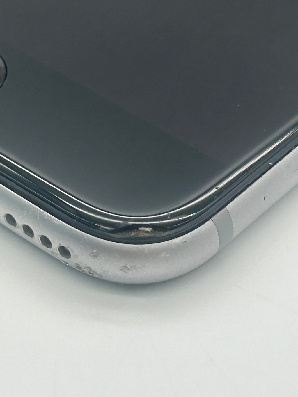Apple iPhone 6s 32GB Gray Unlocked  - Cracked Screen