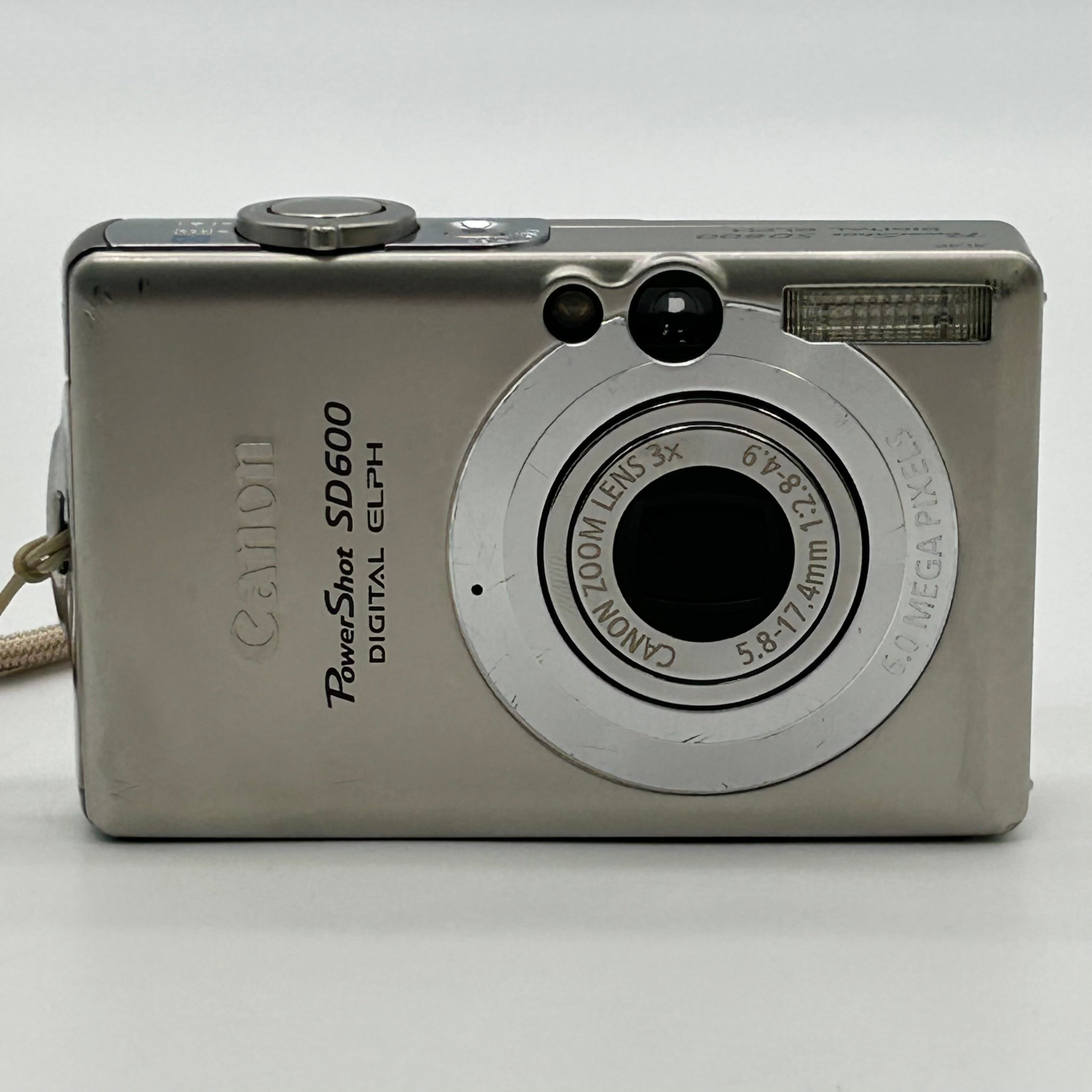 Canon PowerShot SD600 Digital Camera Bundle - Battery, Charger, 1GB SD Card
