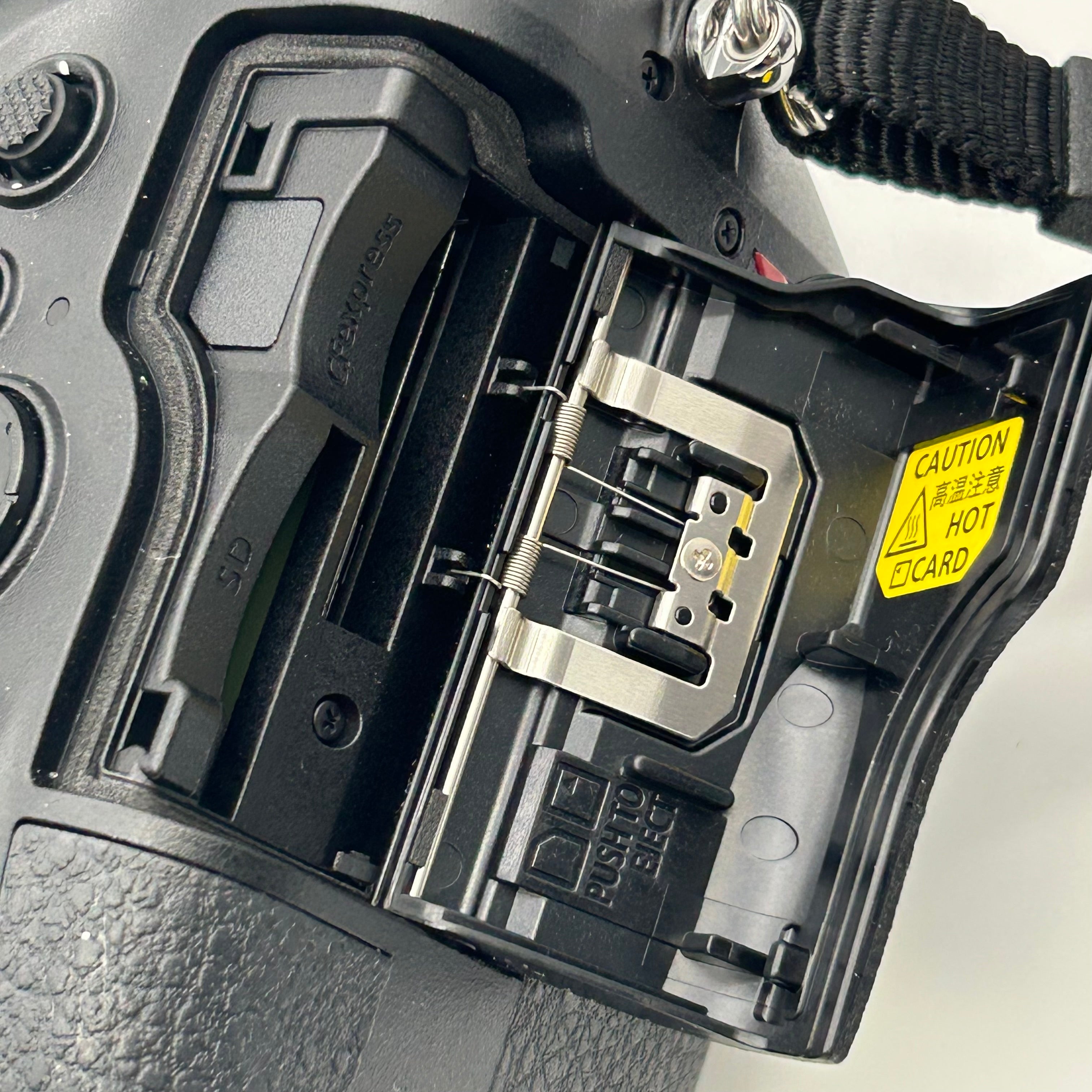 Nikon Z8 Digital Mirrorless Camera Black (Body Only) Shutter Count 784