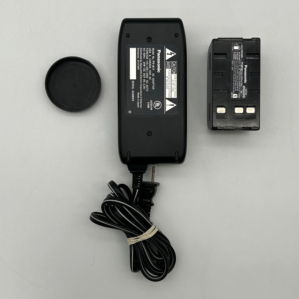 Panasonic PV-L579D VHS-C Palmcorder Camcorder w/ Charger & Battery - Untested