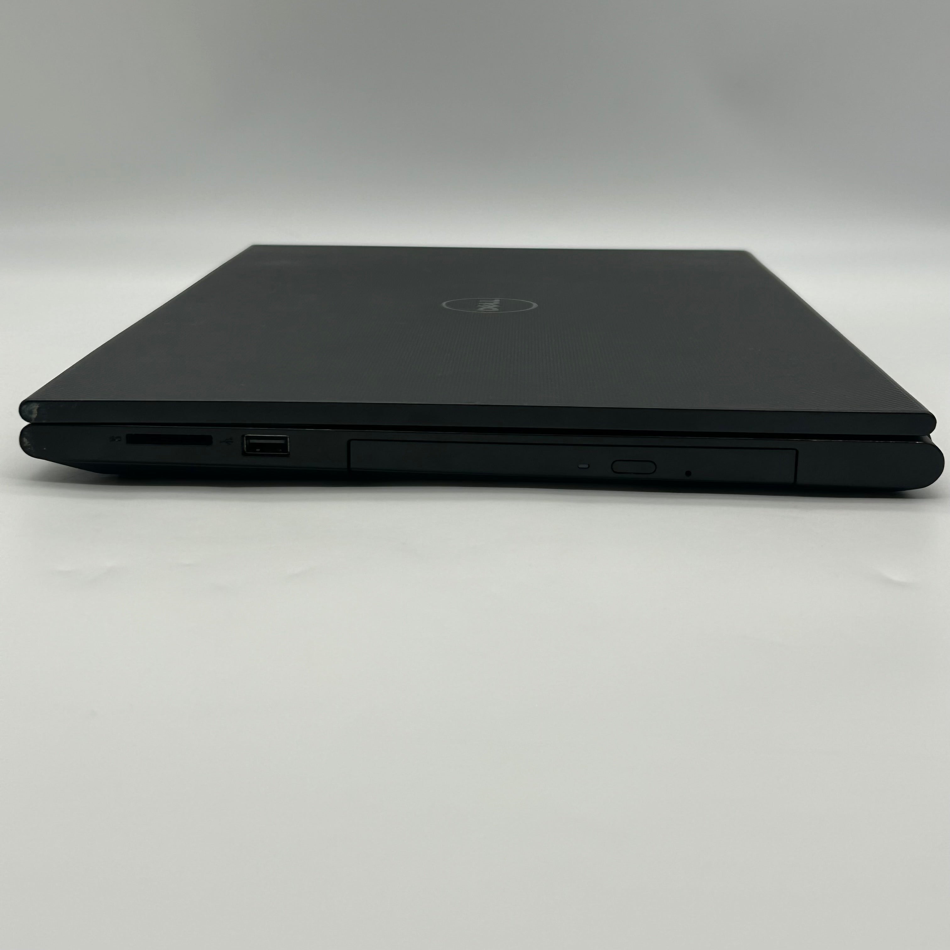 Dell Inspiron 3543 15" Core i3 4GB RAM 512GB HDD Black w/ Charger
