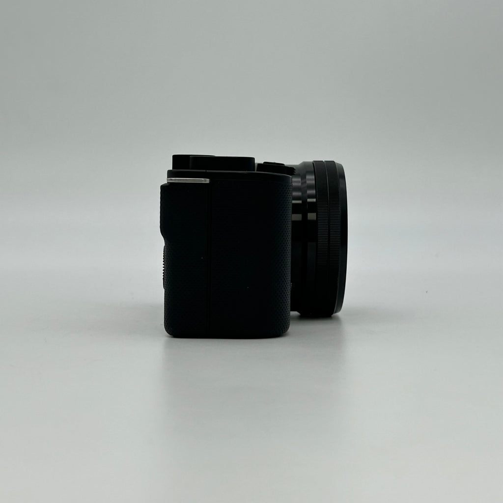 Sony ZV-E10 Mirrorless Camera with E PZ 16-50mm F3.5-5.6 OSS - Black - Used With Box