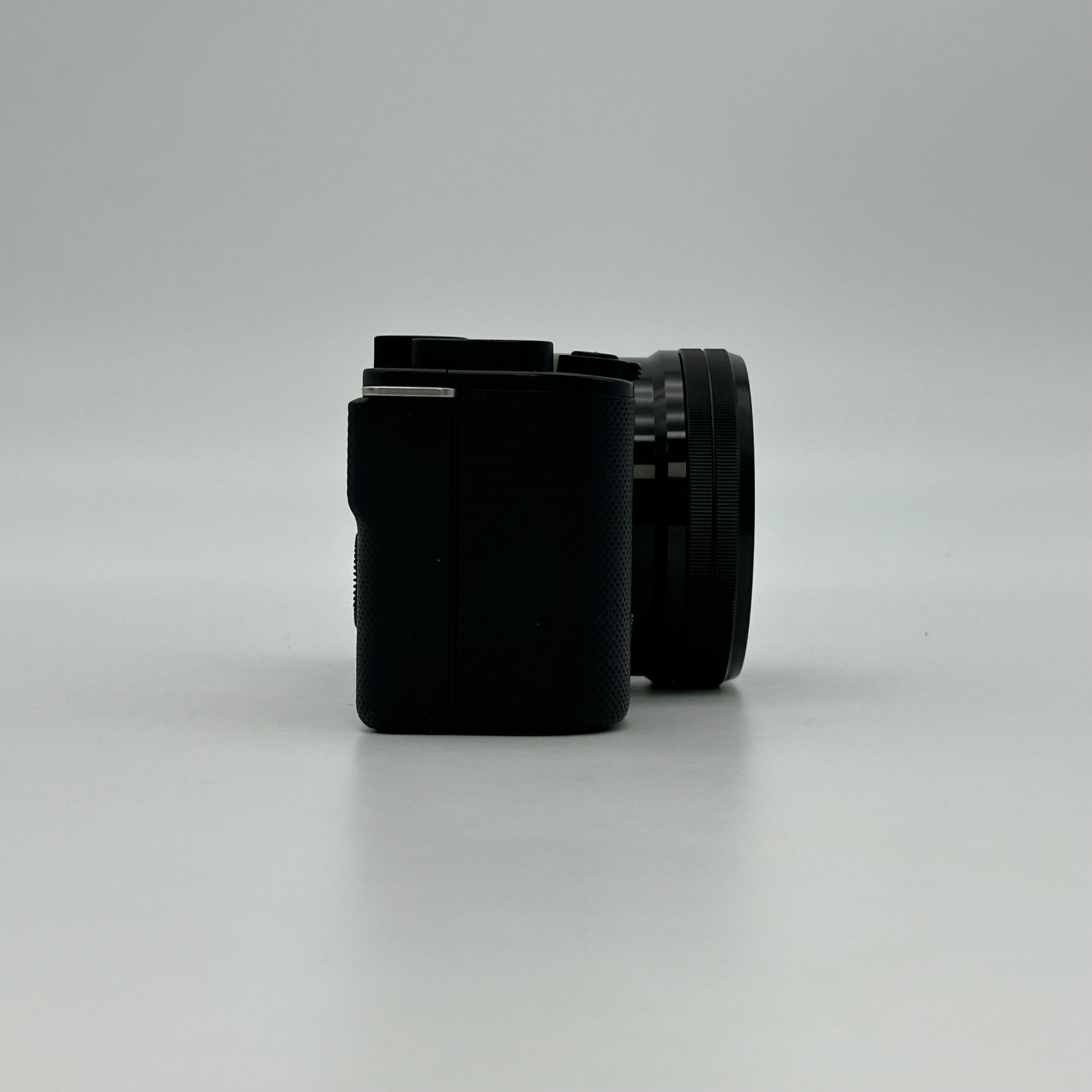 Sony ZV-E10 Mirrorless Camera with E PZ 16-50mm F3.5-5.6 OSS - Black - Used With Box