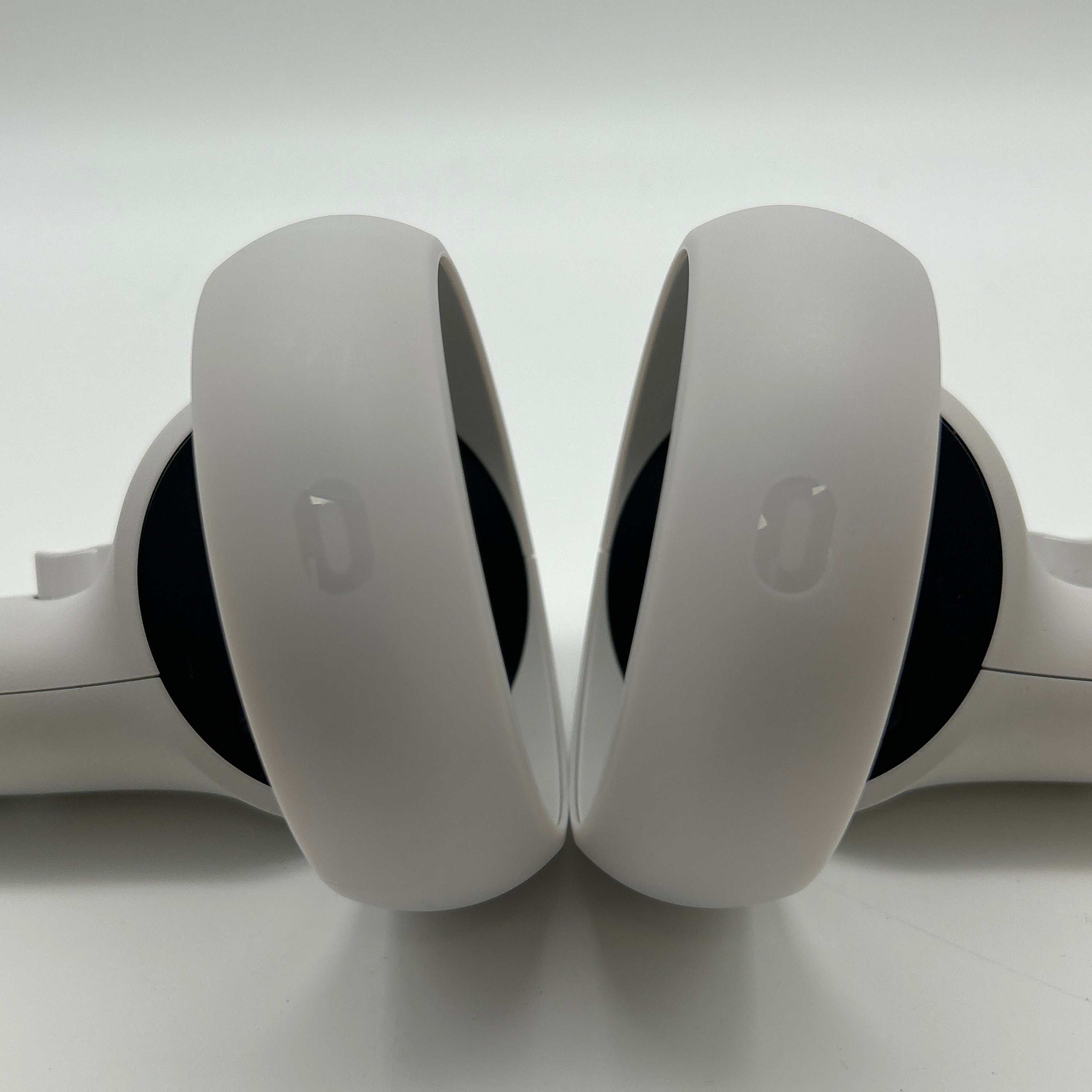 Meta Quest 2 KW49CM VR Headset 128GB White - Used