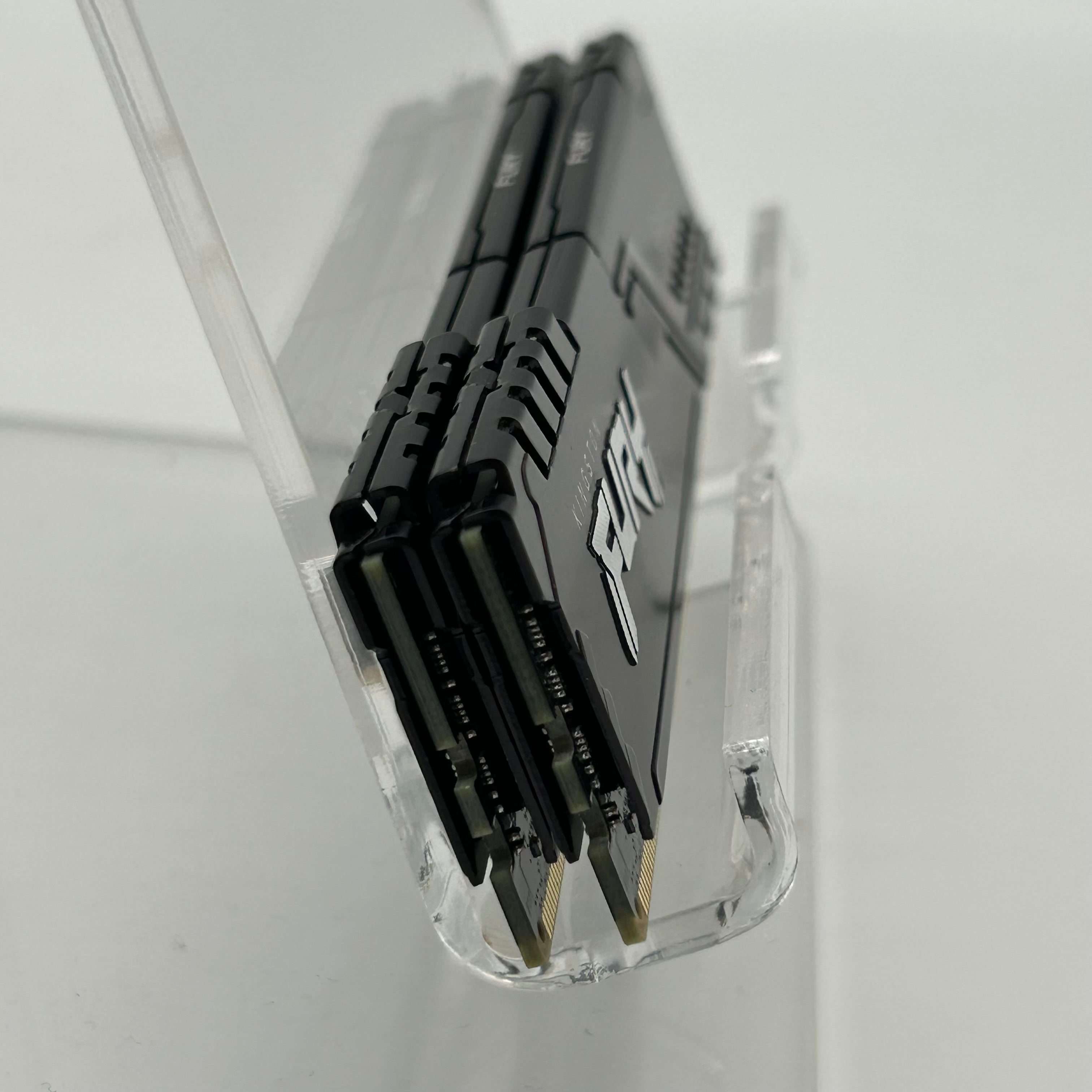 Kingston Fury Beast 32GB (2x16GB) DDR4 3200MHz RAM Kit KF426C16BB1K2/32