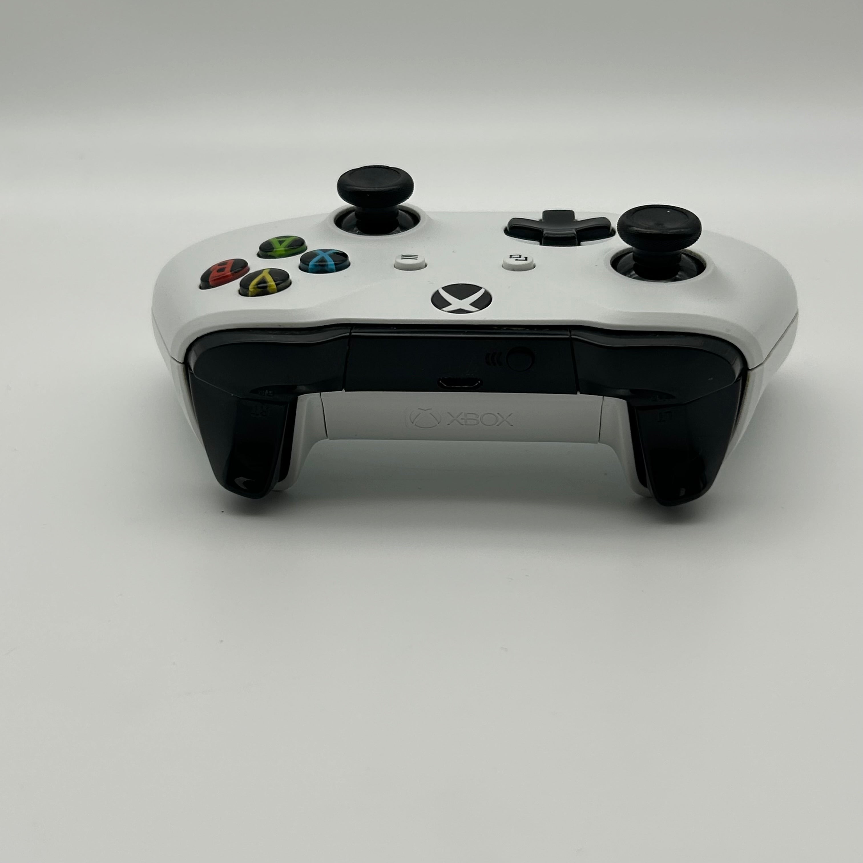 Microsoft Xbox One 1540 2015 500GB Black With Controller - Used