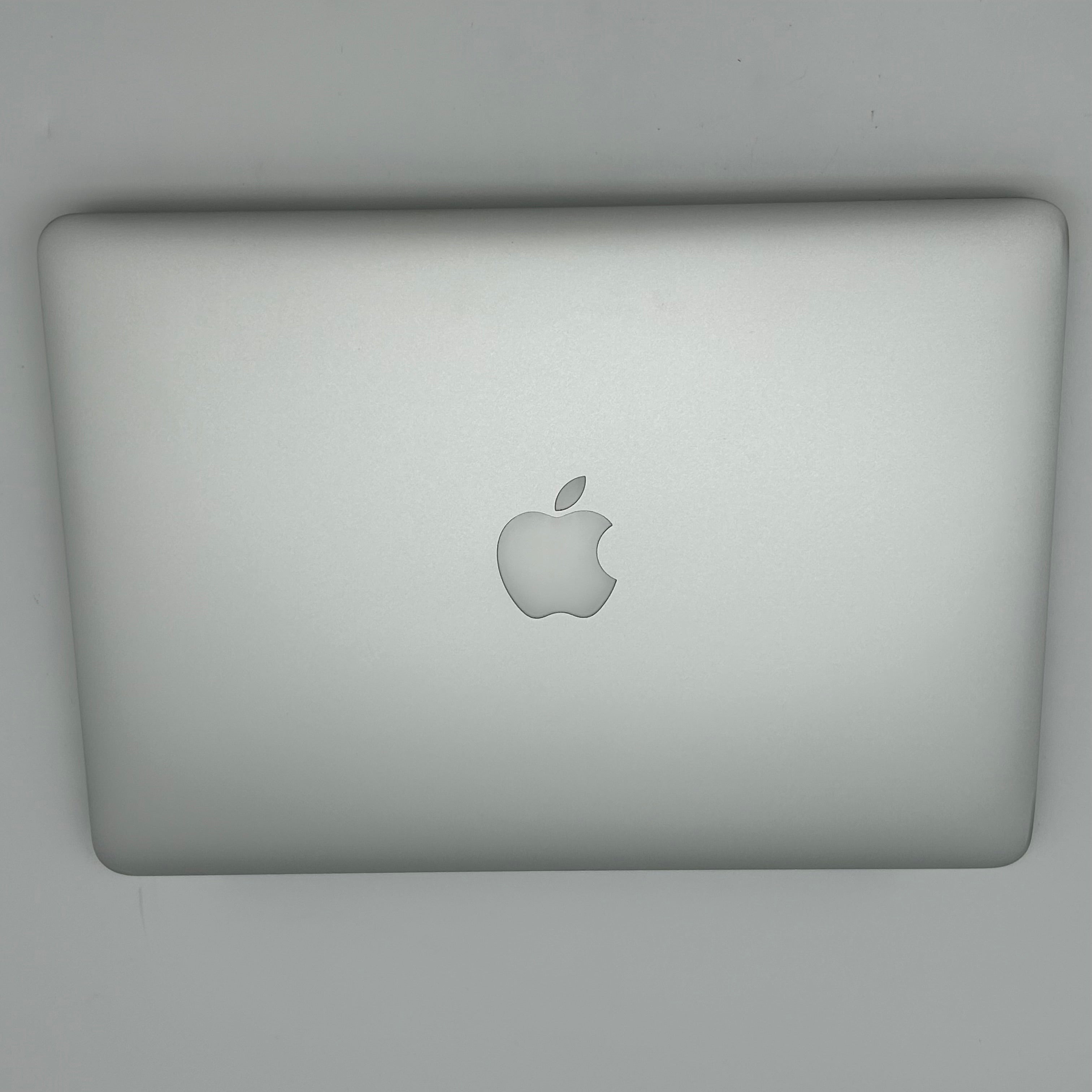 Apple MacBook Pro 13-inch A1502 8GB RAM 256GB SSD Silver - Used