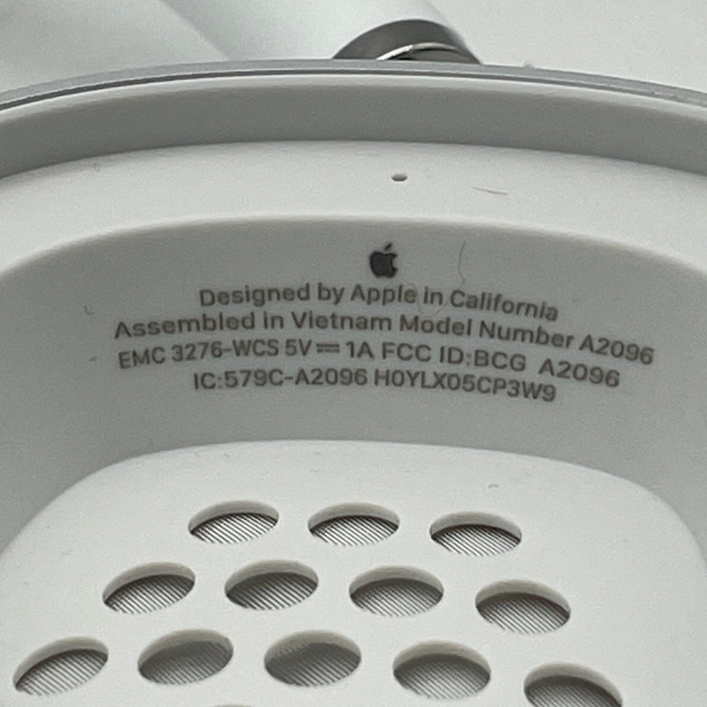 Apple AirPods Max A2096 (Lightning) w/ Smart Case and Retail Box
