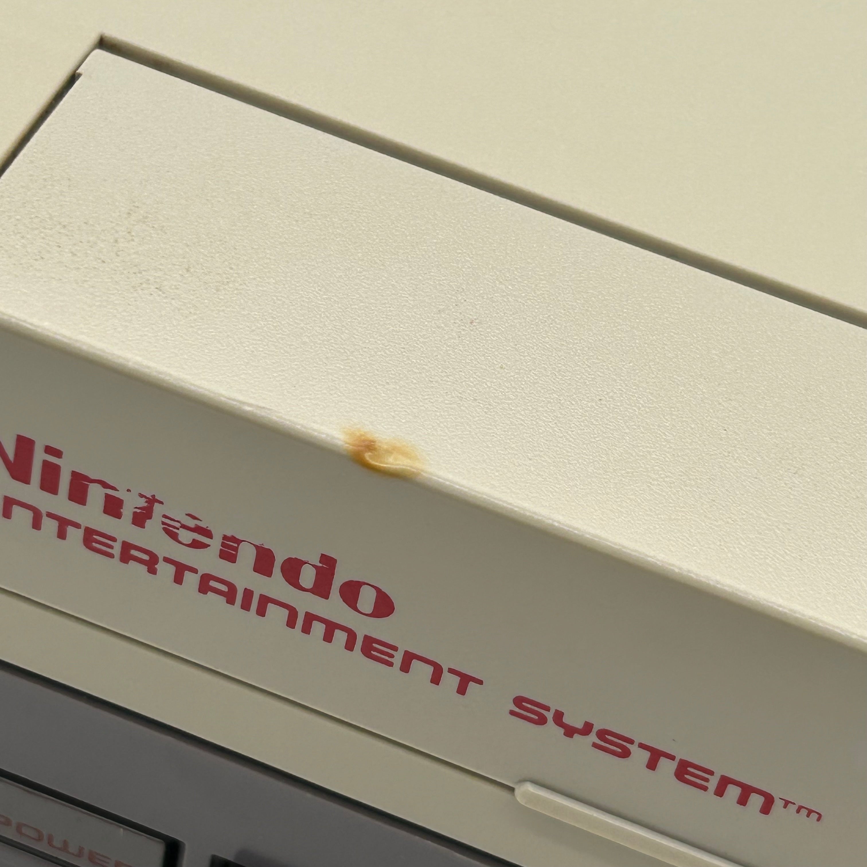Retro Nintendo NES-001 Console System Bundle 2 Controllers Cables Blinking Light - Untested