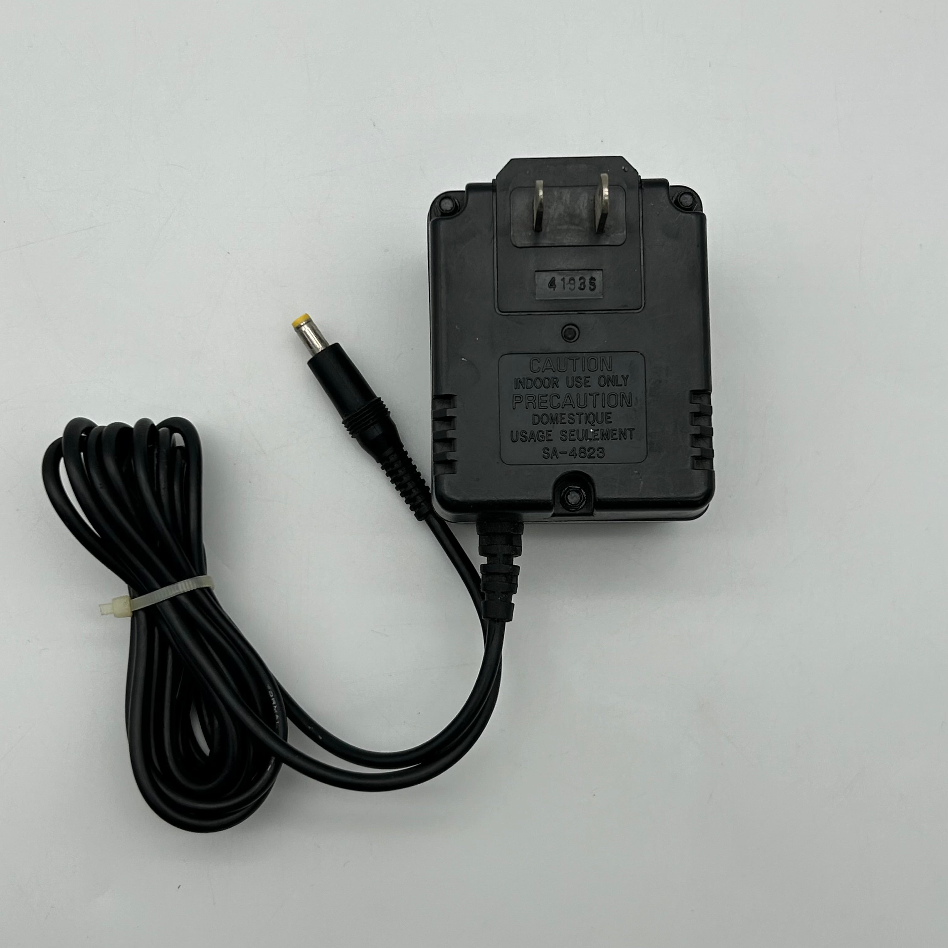 Sega Genesis Model 2 Console MK-1631 Bundle 2 Controllers AC Adapter Untested