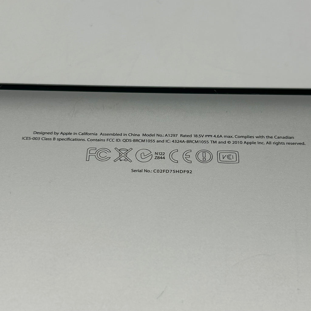 Apple Macbook Pro 17" A1297 Mid 2010 i7 2.2GHz 256GB SSD 4GB High Sierra