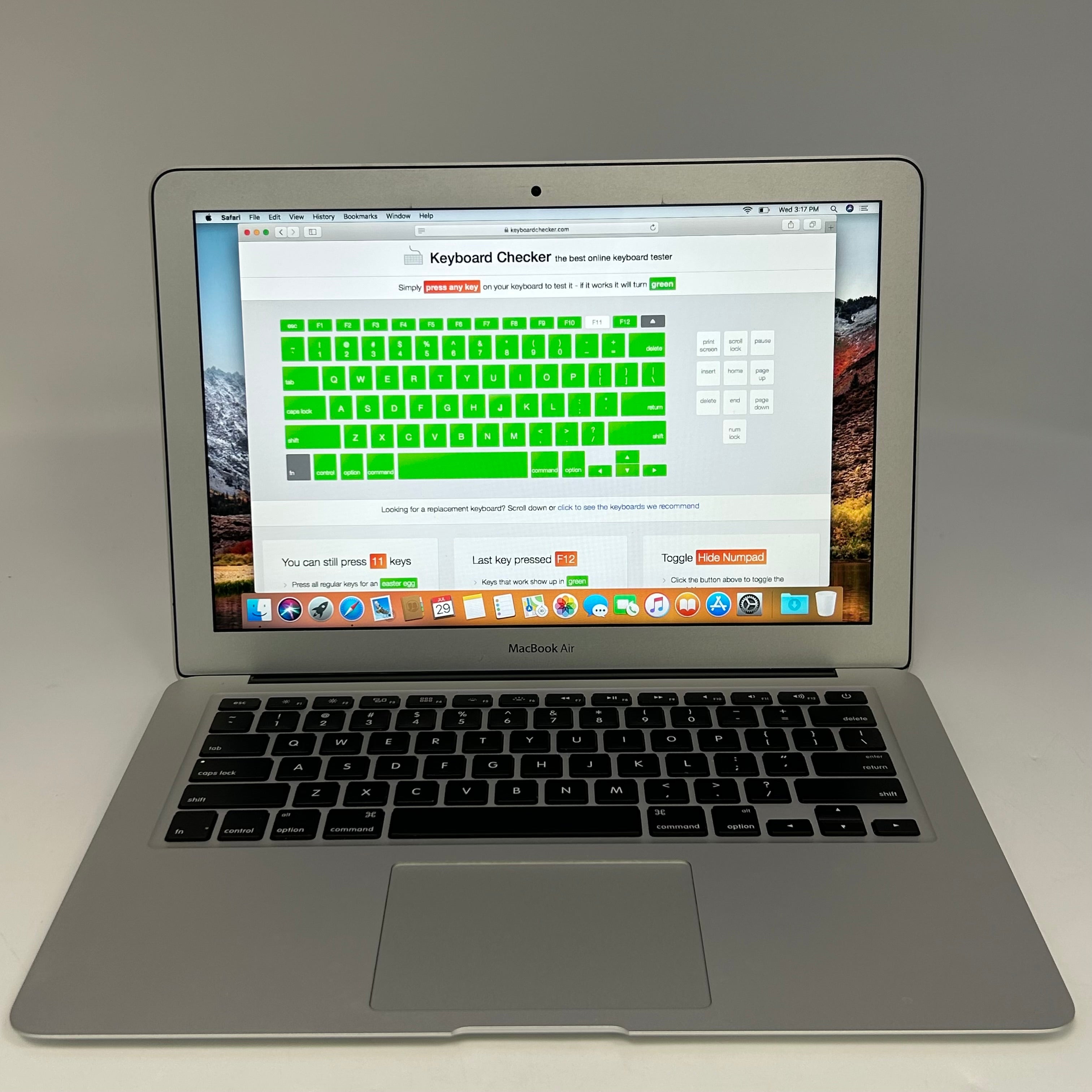 Apple MacBook Air A1466 Core i5 1.6Ghz 8GB RAM 256GB